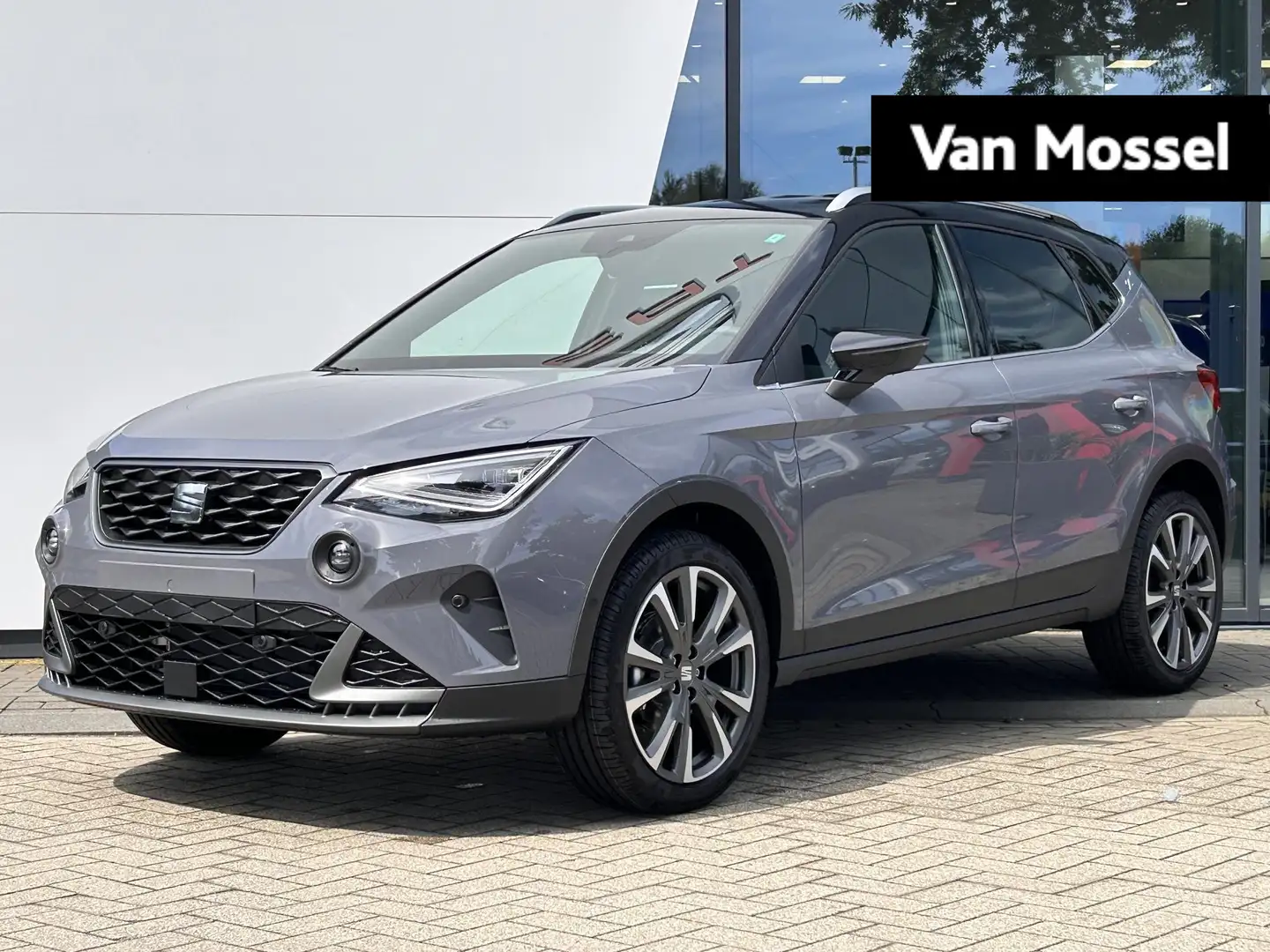 SEAT Arona 1.0 EcoTSI FR Anniversary 95 PK | LED Koplampen | Grijs - 1