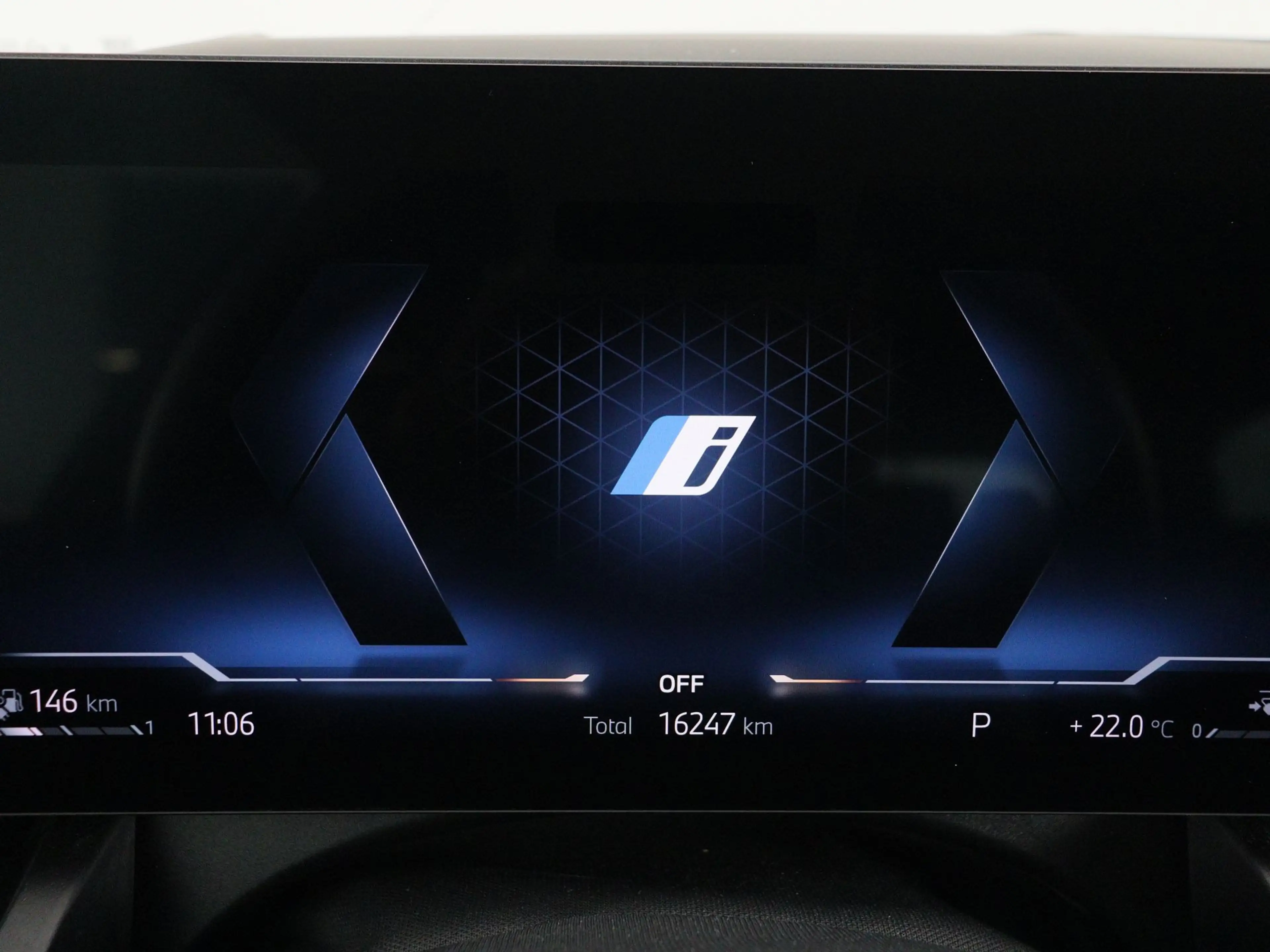 BMW 550 5 Serie 550e Touring xDrive — photo 4
