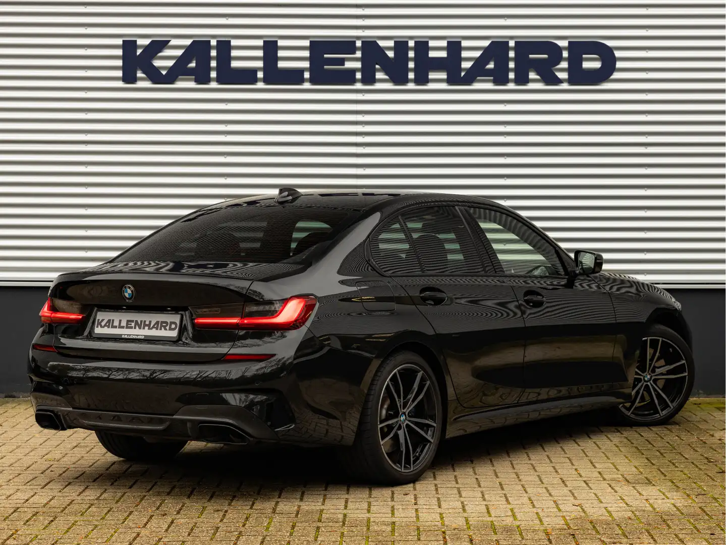 BMW 340 3-serie M340i xDrive - Memoryzetel - Head-Up - Dri Zwart - 2