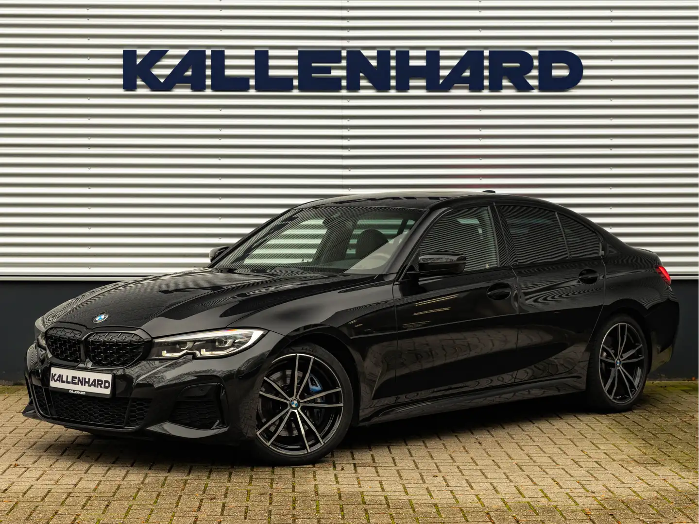 BMW 340 3-serie M340i xDrive - Memoryzetel - Head-Up - Dri Zwart - 1