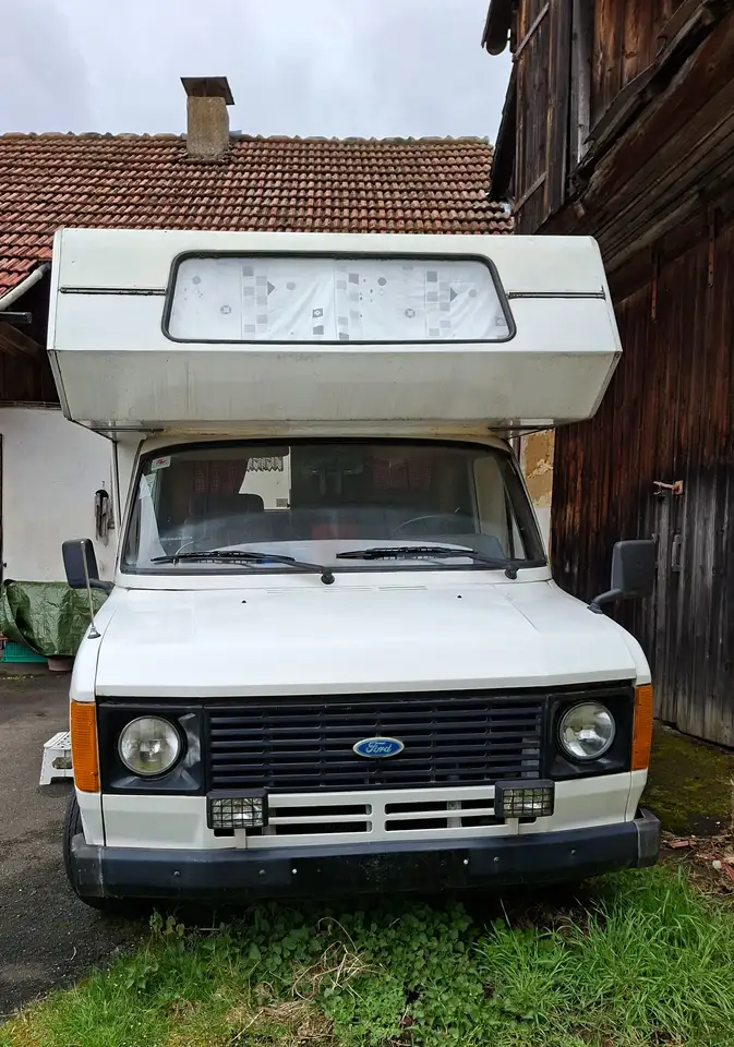 Ford Transit Wohnmobil Pilote R 360, foto 1