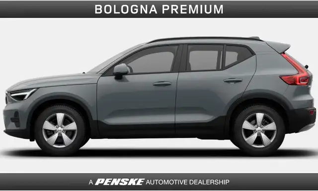 Volvo XC40 view 2