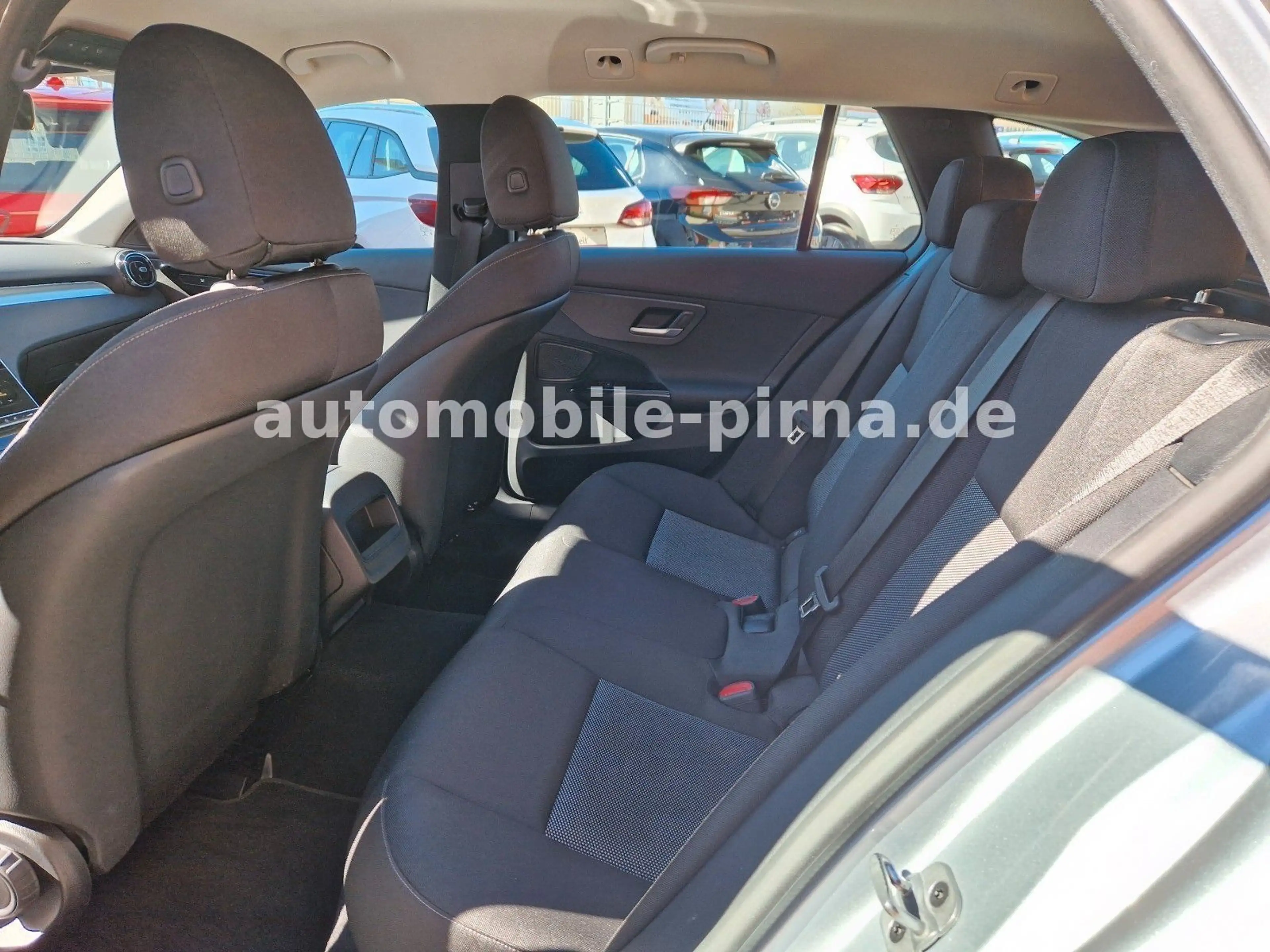 Mercedes-Benz C 200 d T-Mod. 9G AvaExt. Autom. LED/SHZ/CAM/ACC — photo 9