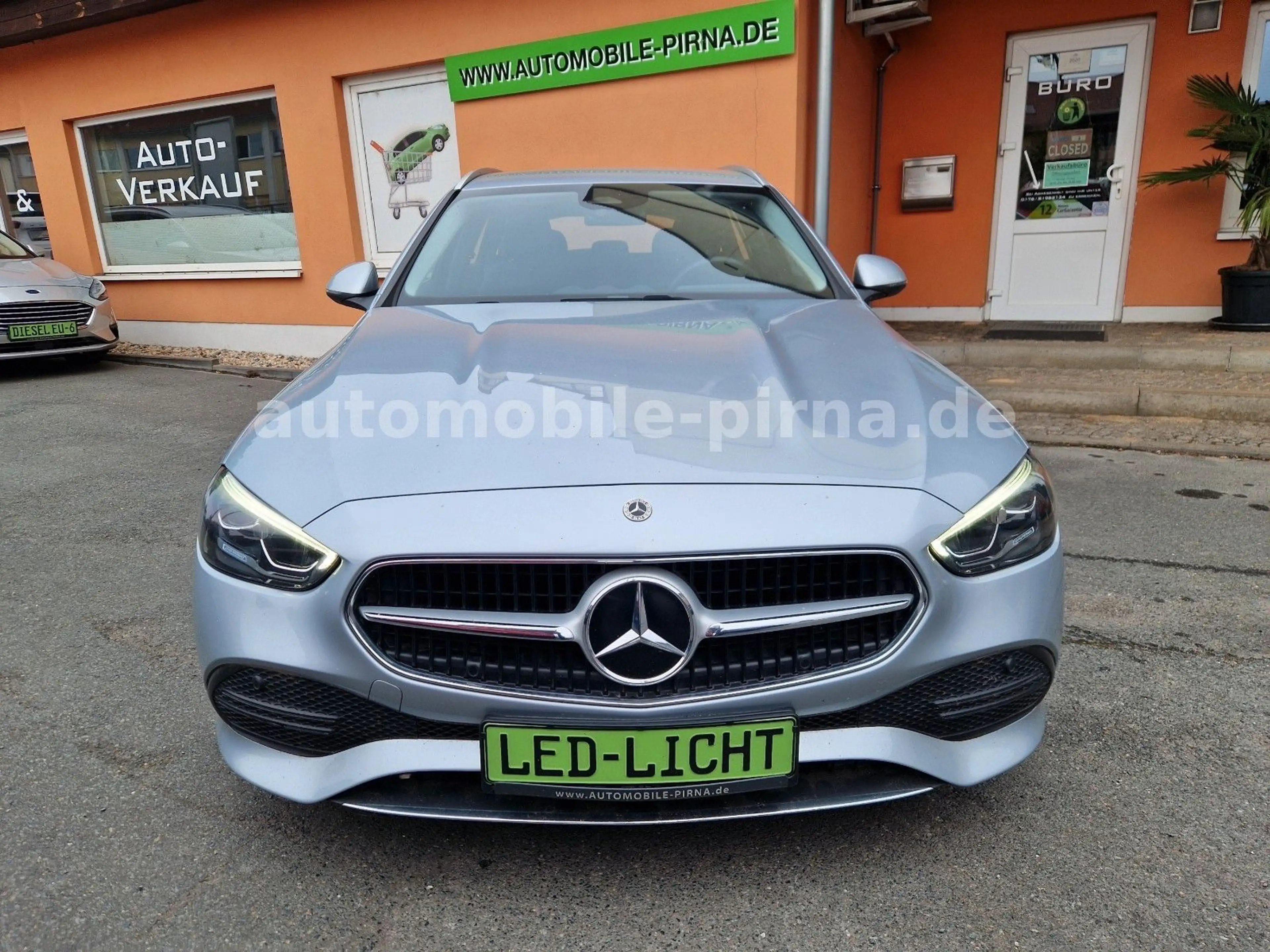 Mercedes-Benz C 200 d T-Mod. 9G AvaExt. Autom. LED/SHZ/CAM/ACC — photo 2