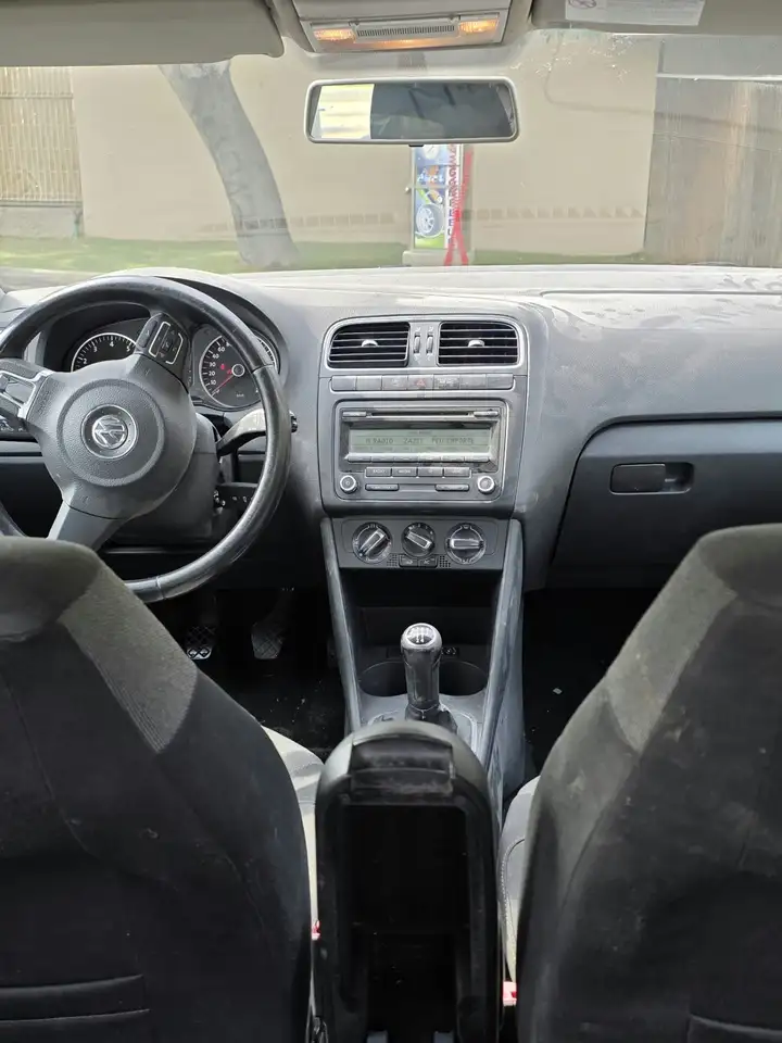 Volkswagen Polo Citadine 3 portes — photo 3