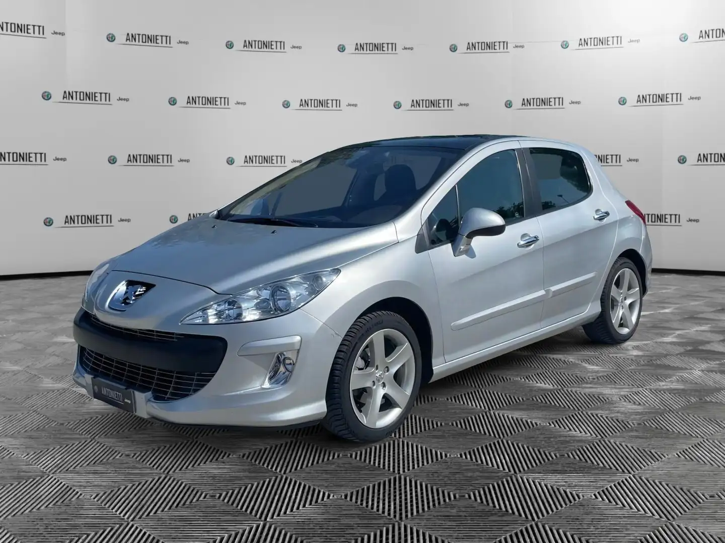 Peugeot 308 308 1.6 HDi 110CV 5p. Féline (5 Marce) Zilver - 1