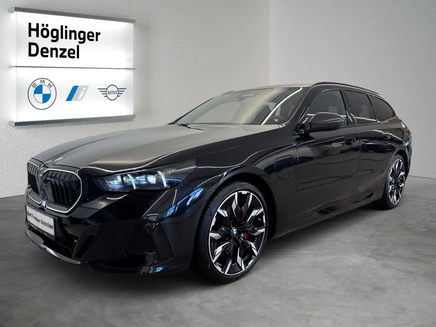 BMW 550 e xDrive Schwarz - 2