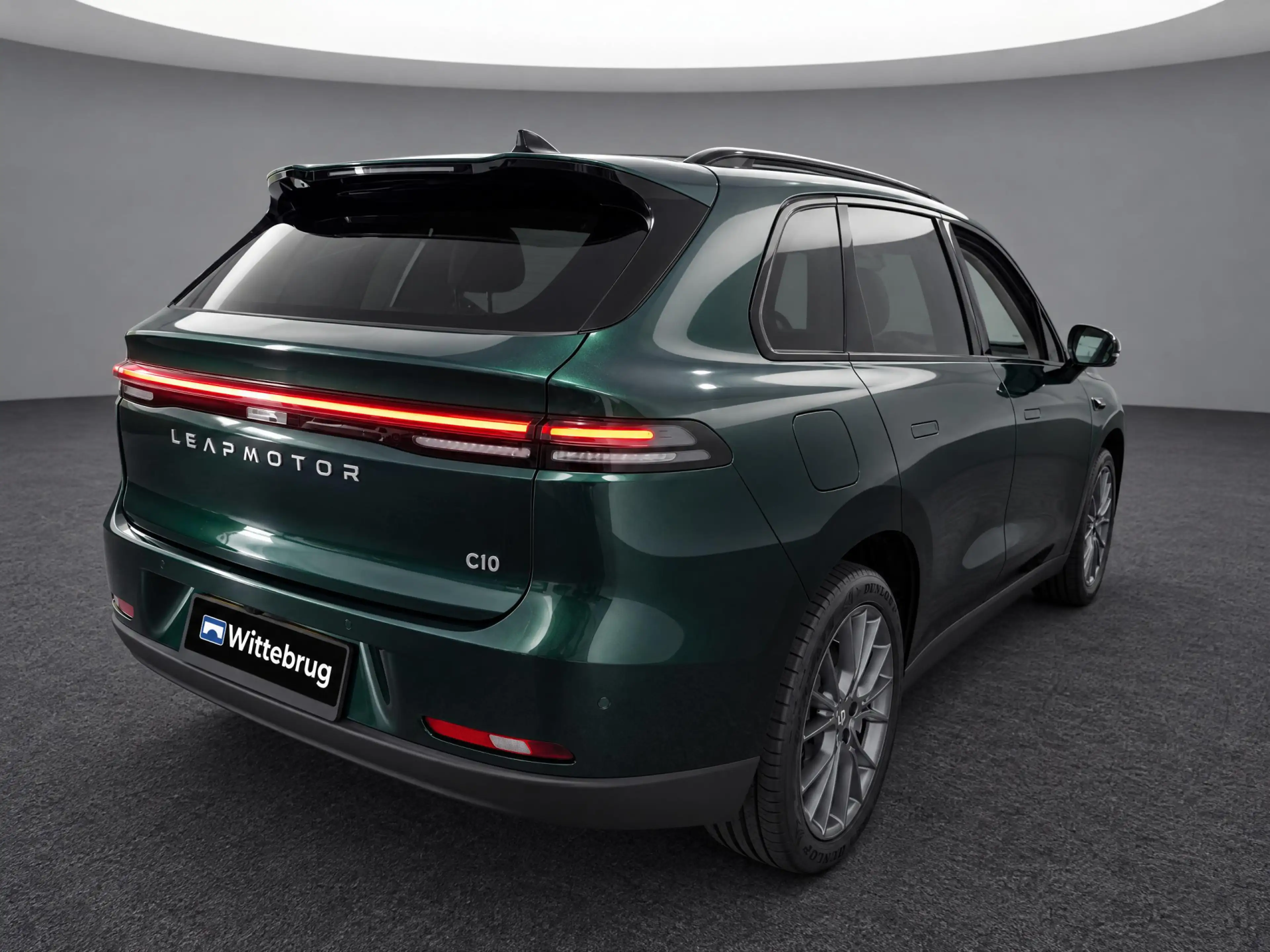 Leapmotor C10 Design REEV 28.4 kWh — photo 13