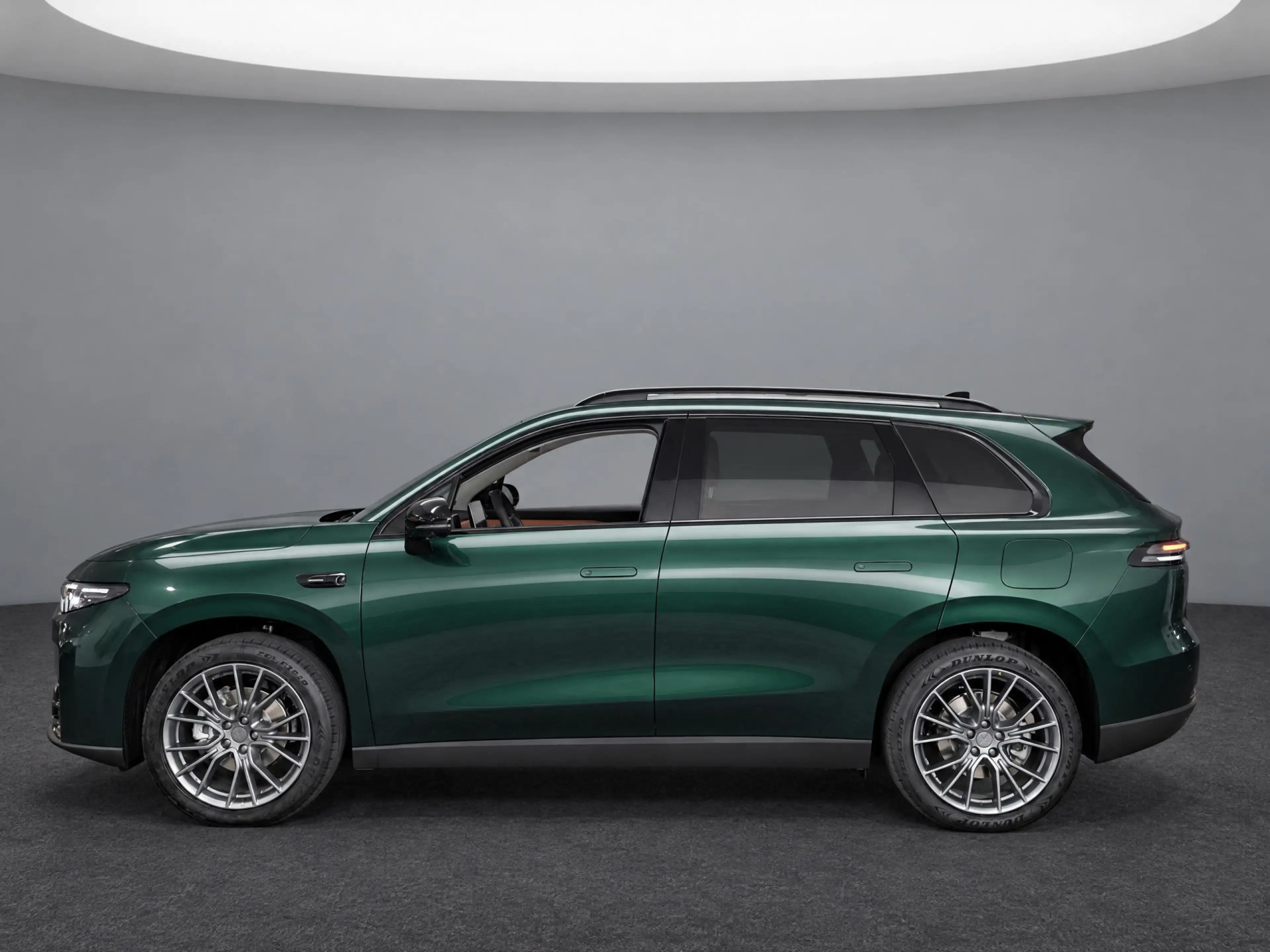 Leapmotor C10 Design REEV 28.4 kWh — photo 3