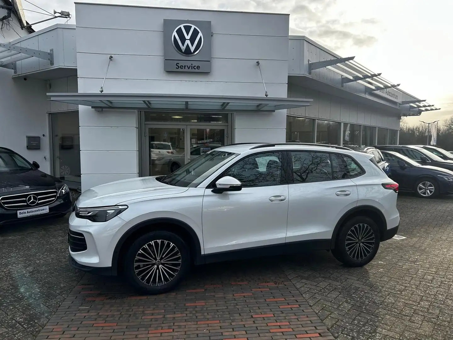 Volkswagen Tiguan CT 2.0 TDI DSG Life Weiß - 2