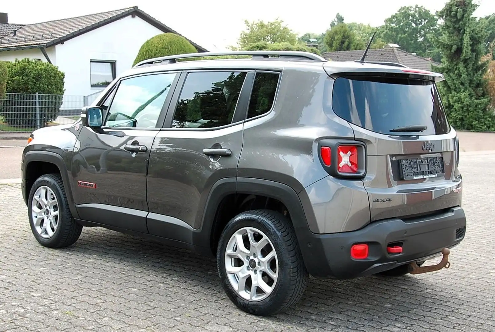 Jeep Renegade 2.0 MultiJet Trailhawk 4x4 Leder Navi Gris - 2