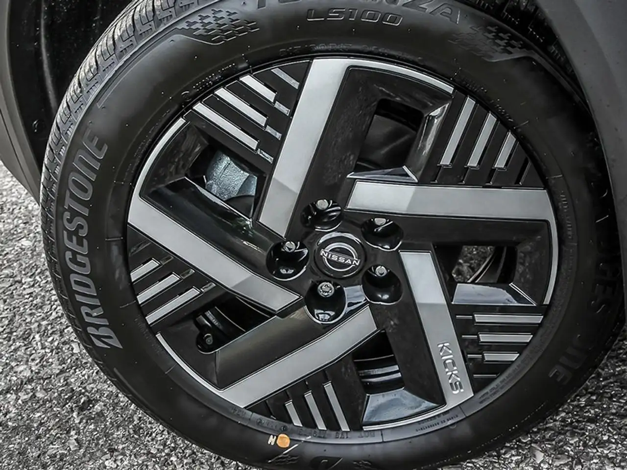 Nissan Kicks снимка Nissan Kicks