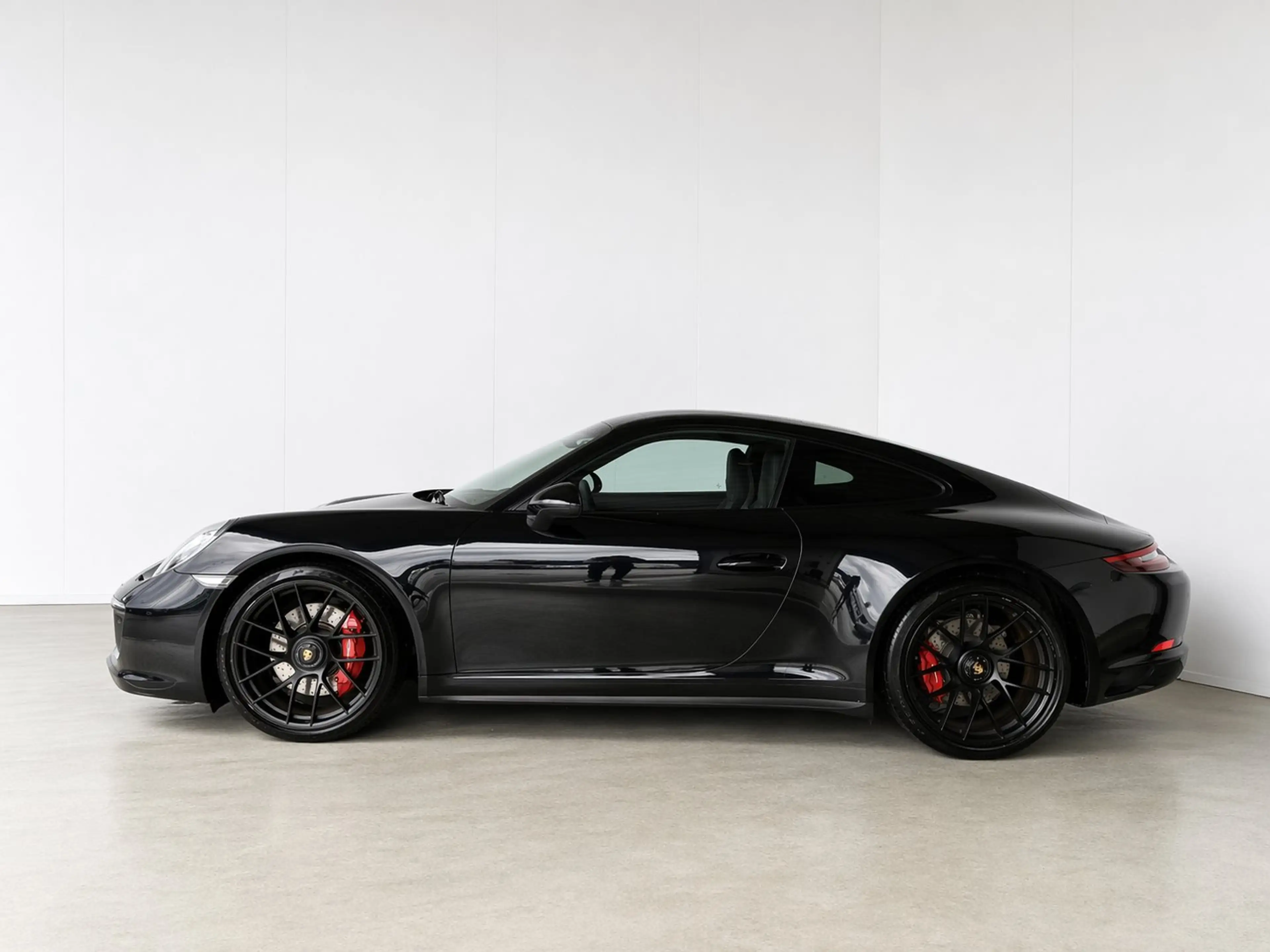 Porsche 911 Carrera 4 GTS Coupe II (991) — photo 3