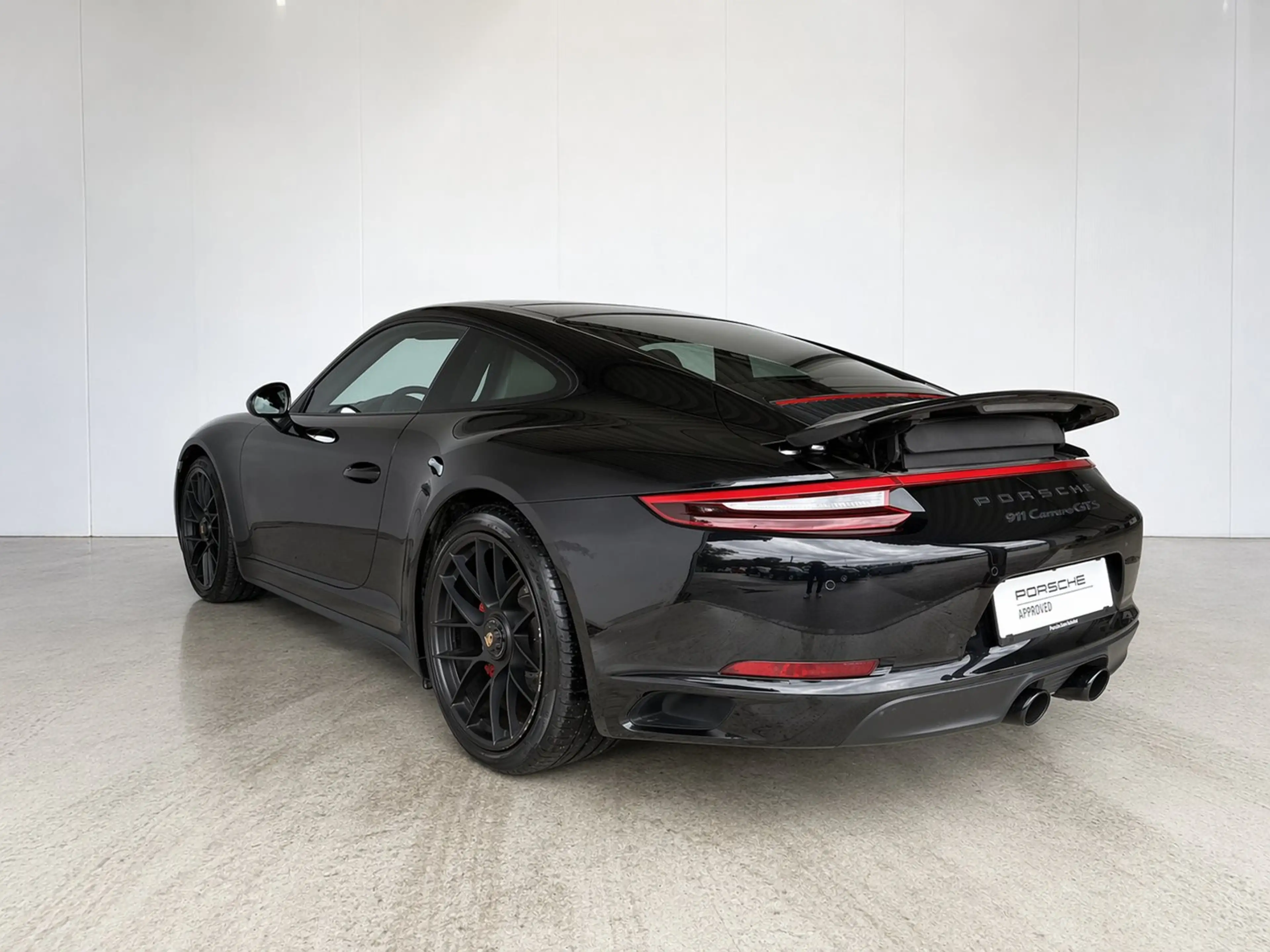 Porsche 911 Carrera 4 GTS Coupe II (991) — photo 8