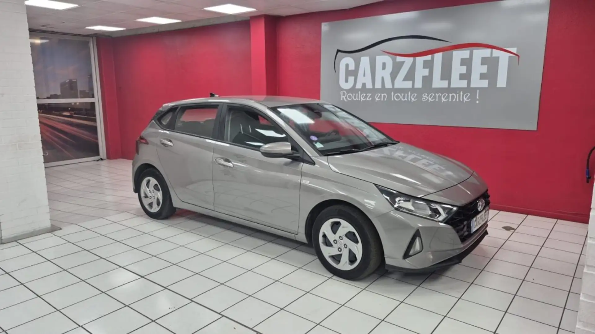 Hyundai i20 1.0 T-GDi 100ch Hybrid BUSINESS/ 1 ERE MAIN/EXPORT ALGERIE 12790 HT Gris - 1