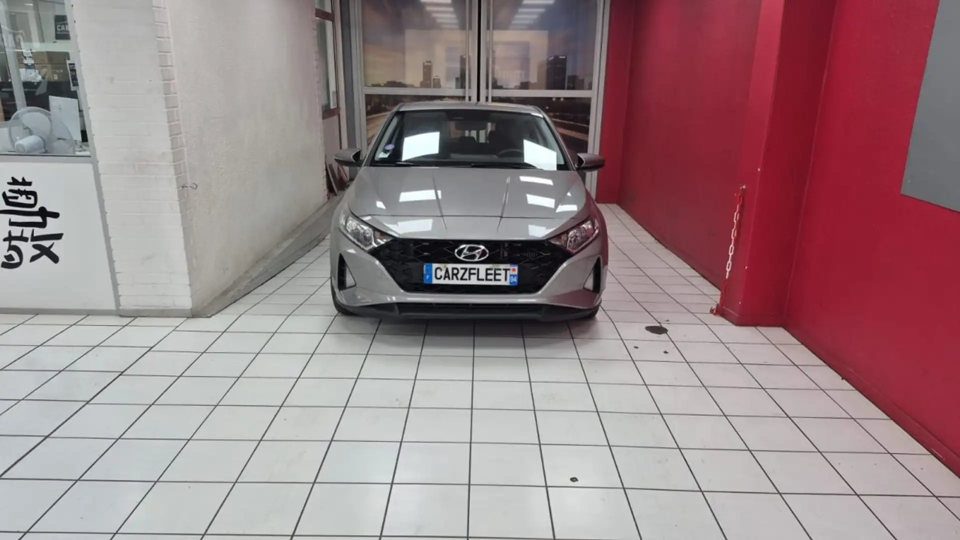 Hyundai i20 1.0 T-GDi 100ch Hybrid BUSINESS/ 1 ERE MAIN/EXPORT ALGERIE 12790 HT Gris - 2