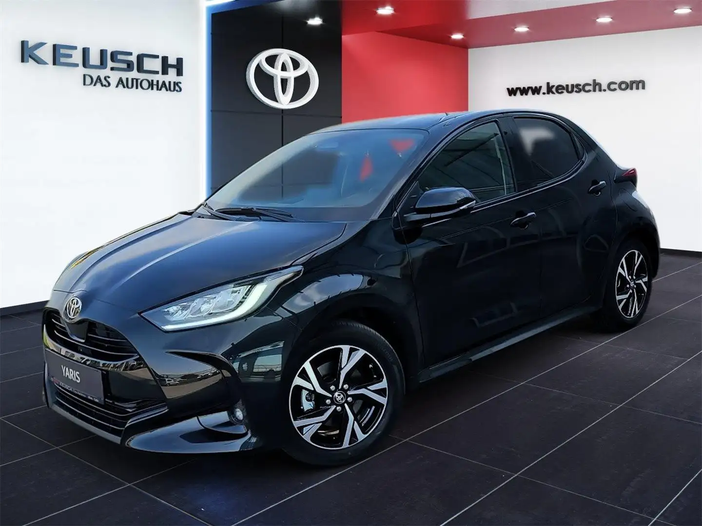 Toyota Yaris - 1,5 l, 116 PS 5-tg. Active Drive + CP+SP Schwarz - 2