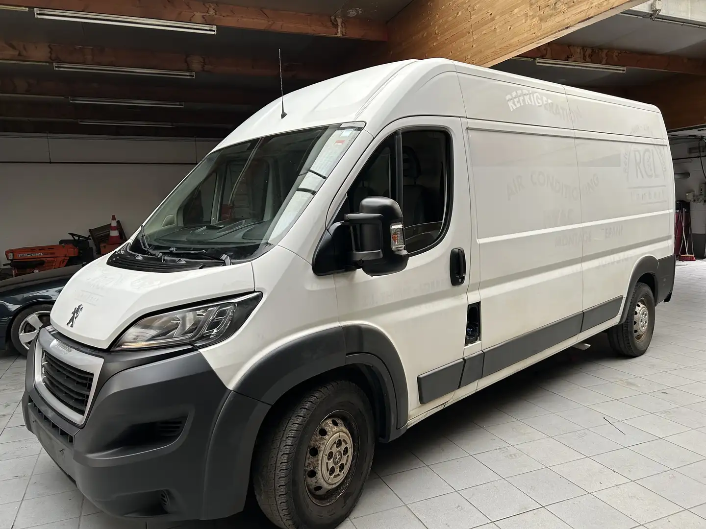 Peugeot Boxer Boxer 2.0 BlueHDi L3H3 Wit - 2