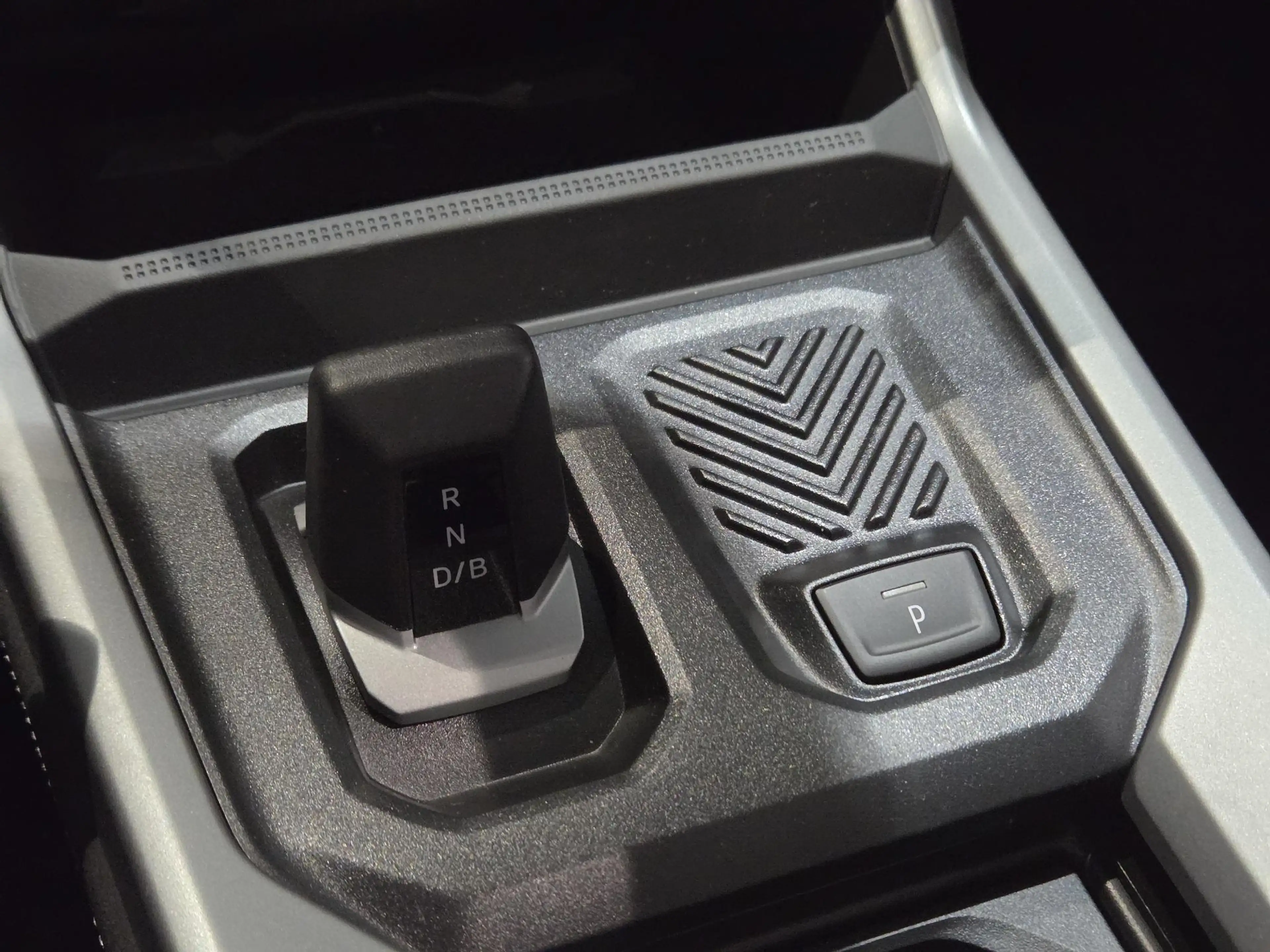 Dacia Bigster 1.8 Hybrid 155 Limited Edition | 800 EURO VOORRAAD — photo 27