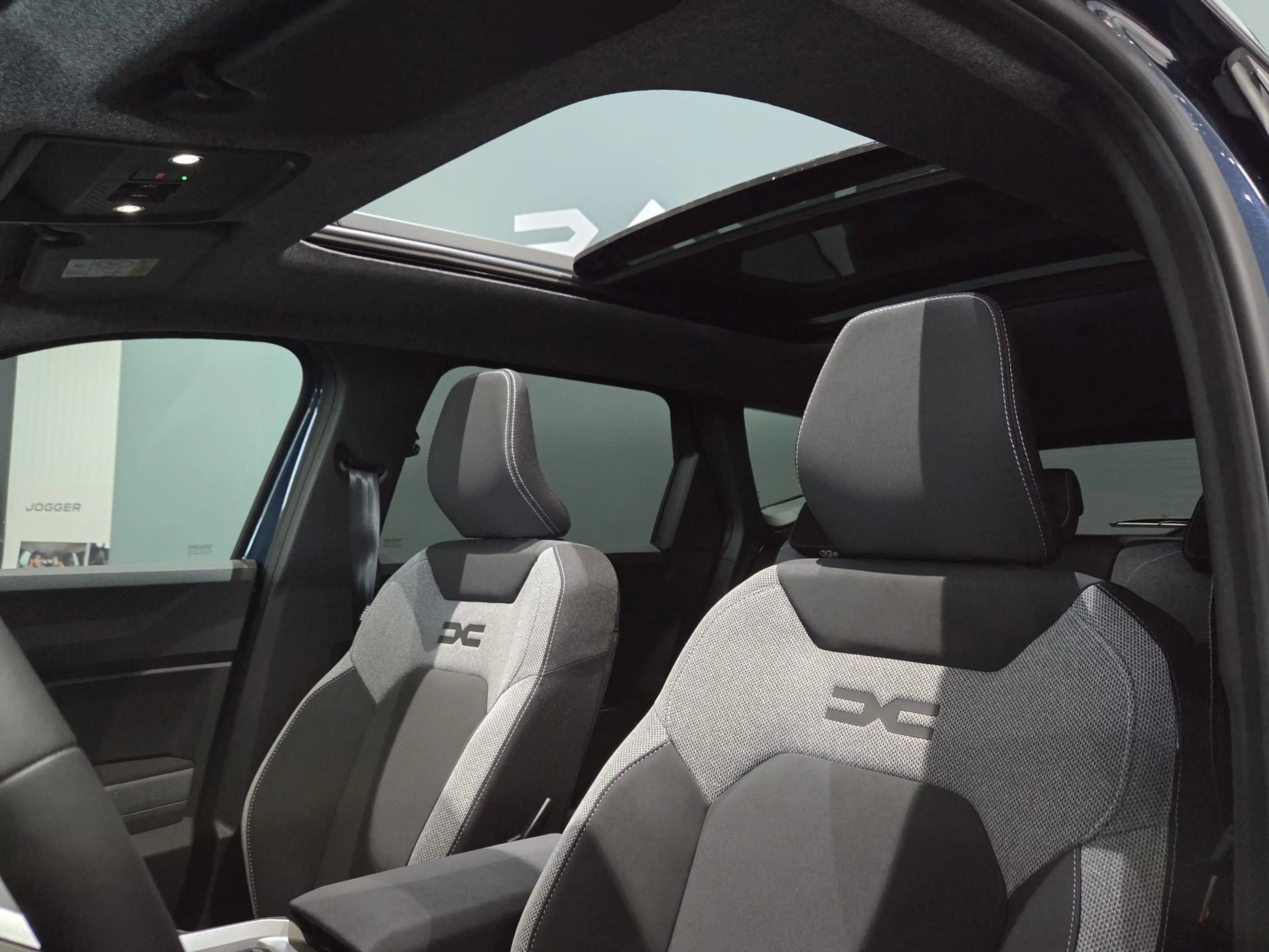 Dacia Bigster 1.8 Hybrid 155 Limited Edition | 800 EURO VOORRAAD — photo 8
