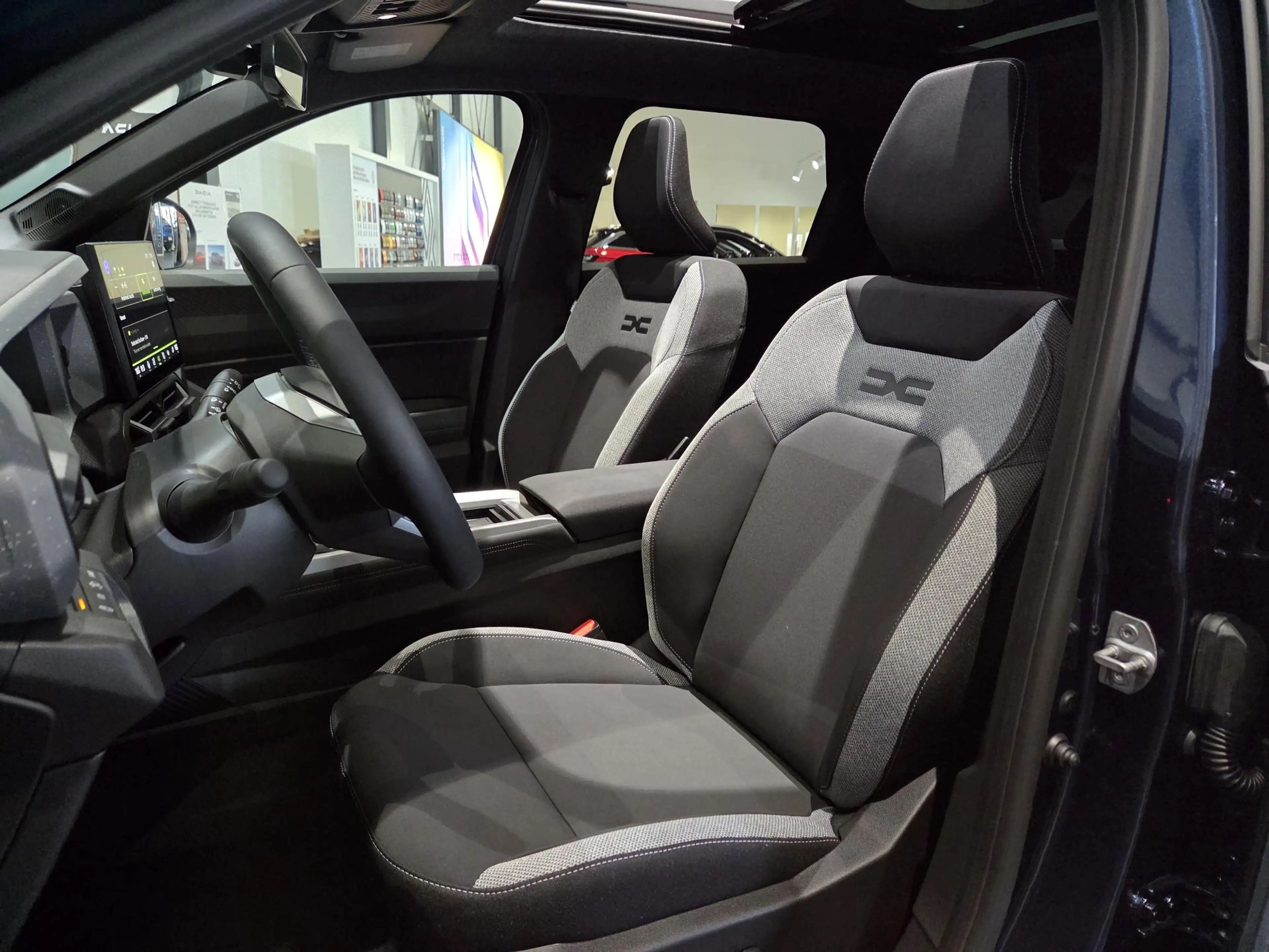 Dacia Bigster 1.8 Hybrid 155 Limited Edition | 800 EURO VOORRAAD — photo 9