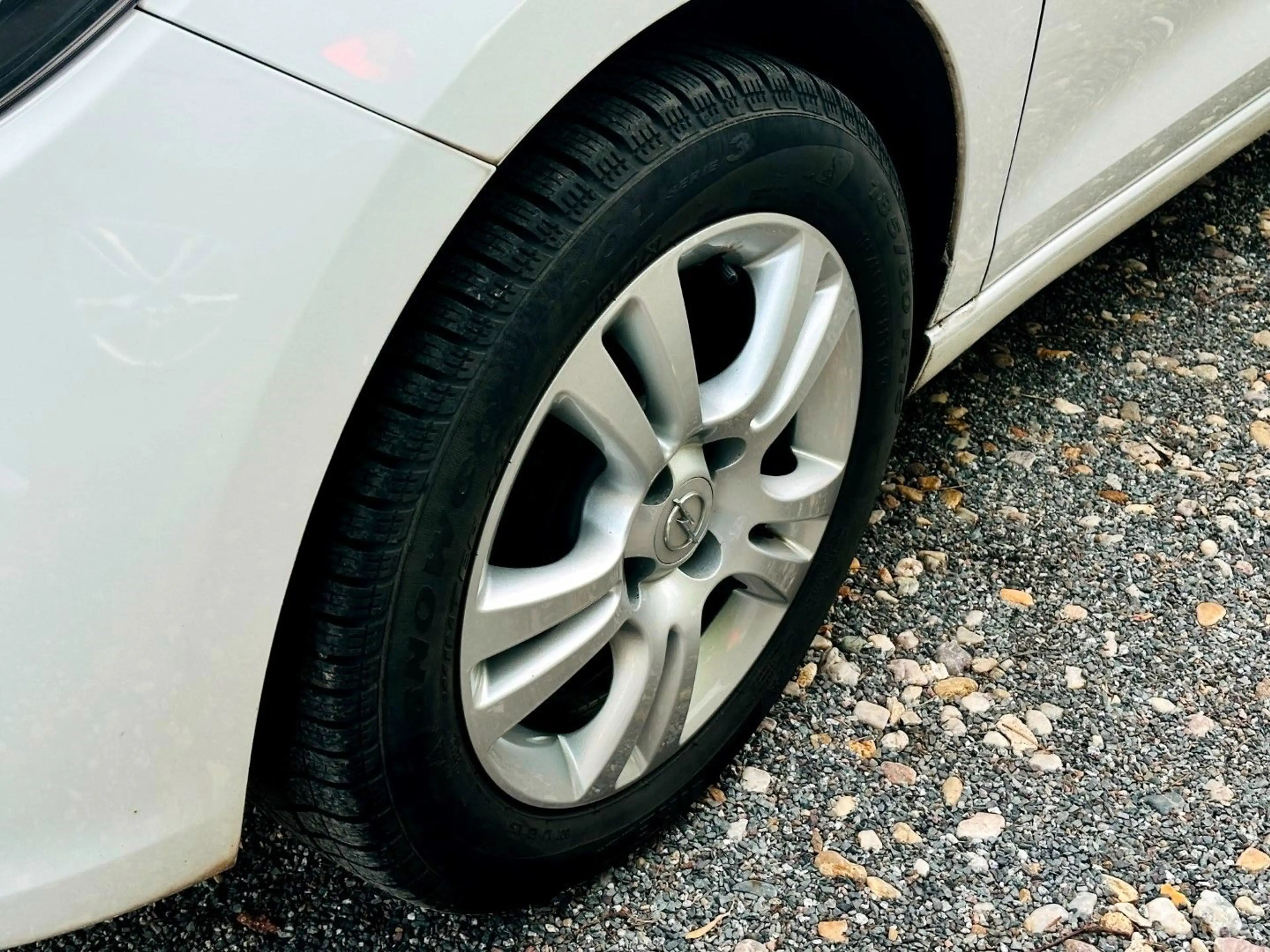 Opel Karl 1.0 + ecoFLEX + Active + Klima + 1.Hand — photo 11