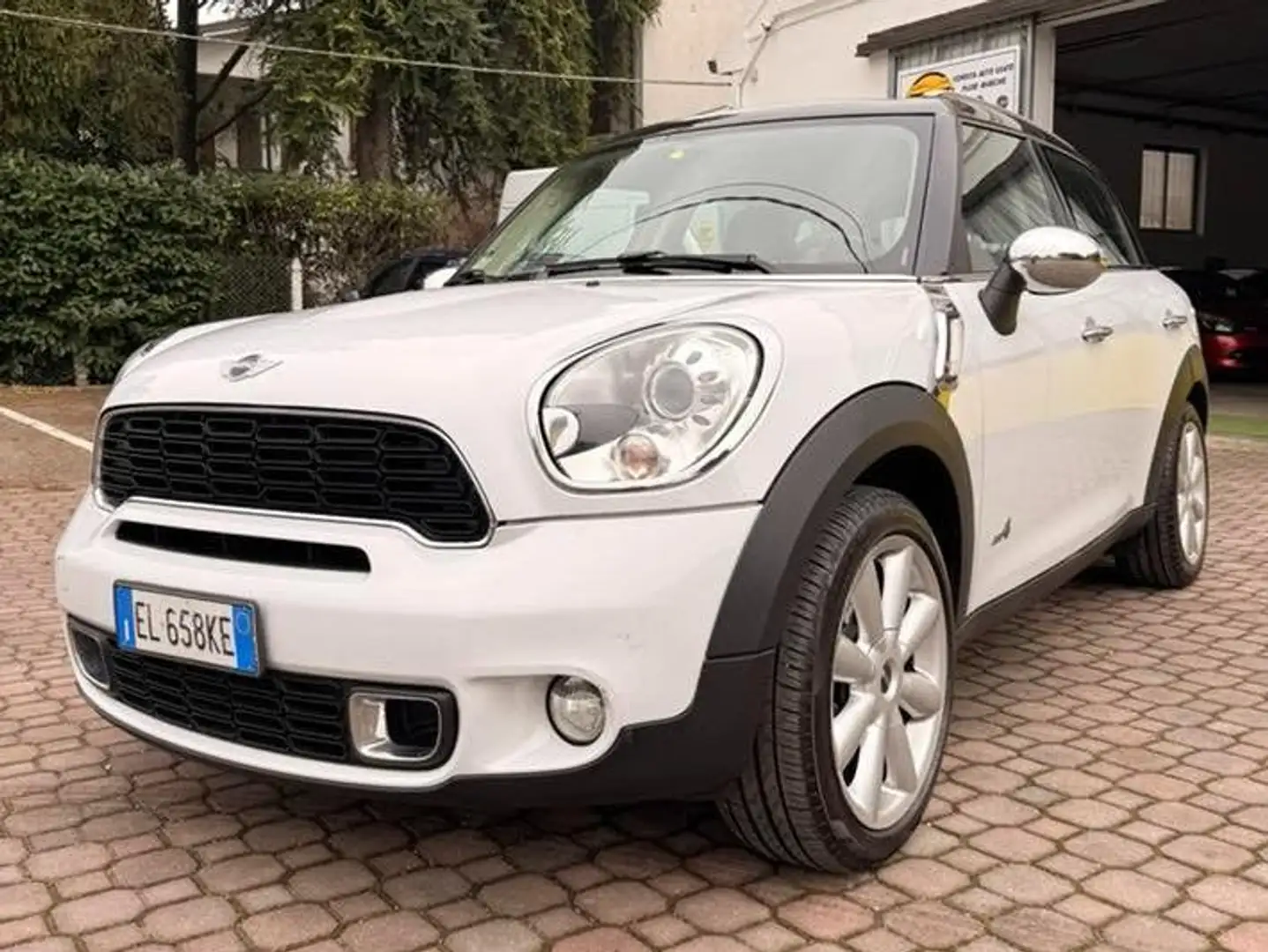 MINI Cooper SD Countryman Mini Countryman 2.0 Cooper SD all4 Blanc - 1