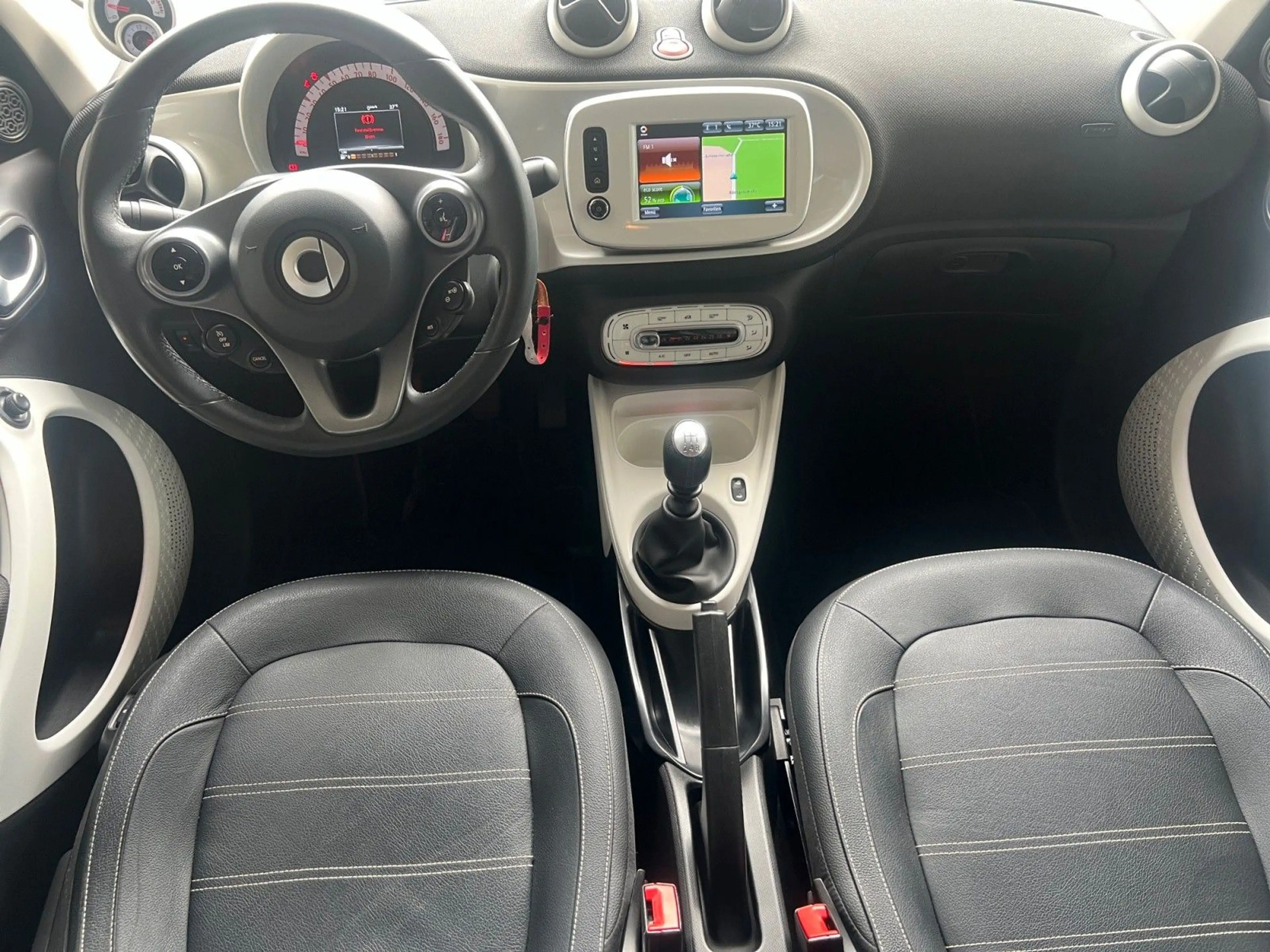 smart forFour 0.9Turbo prime NAV KLIMA DIS PDC TOUCH — photo 12