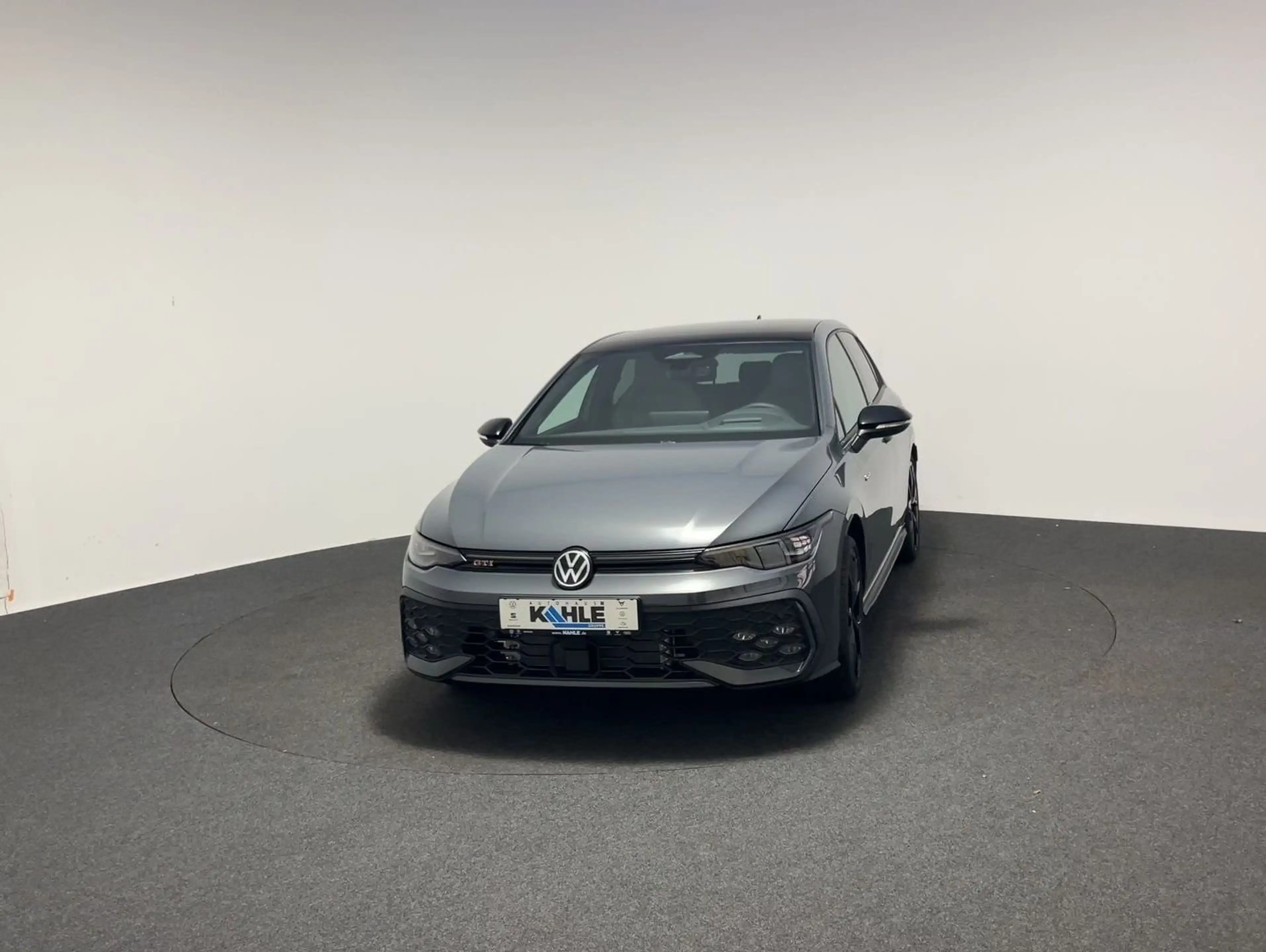 Volkswagen Golf GTI Golf 2.0 TSI DSG GTI BlackStyle Pano WKR AHK — photo 5