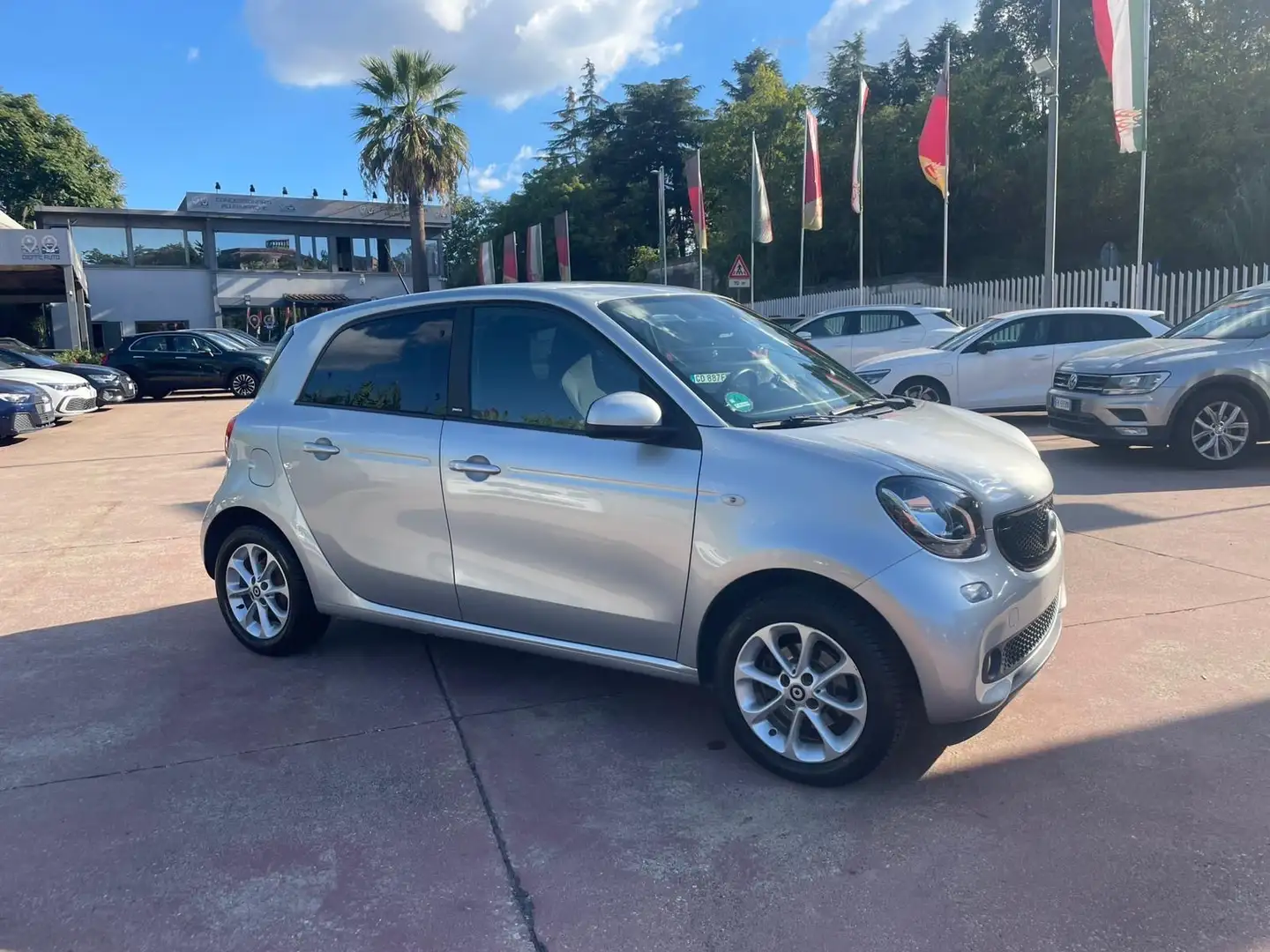 smart forFour Forfour 1.0 Passion 71cv twinamic my18 Silber - 2