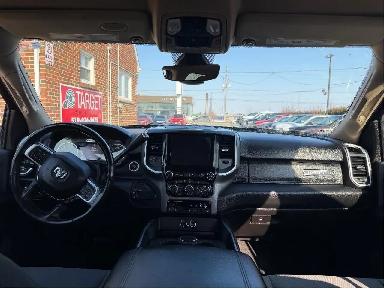 RAM 3500 снимка RAM 3500