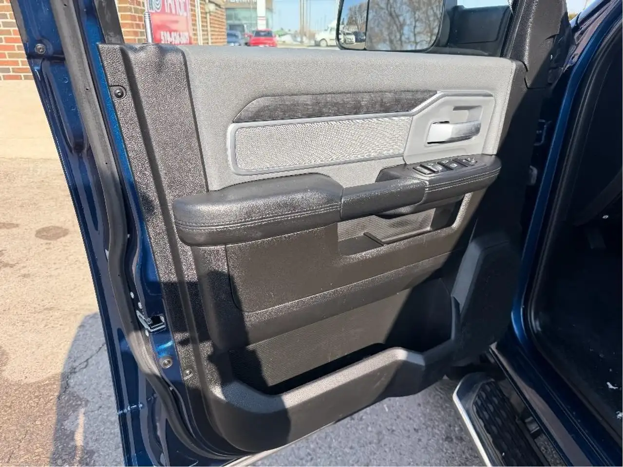 RAM 3500 снимка RAM 3500