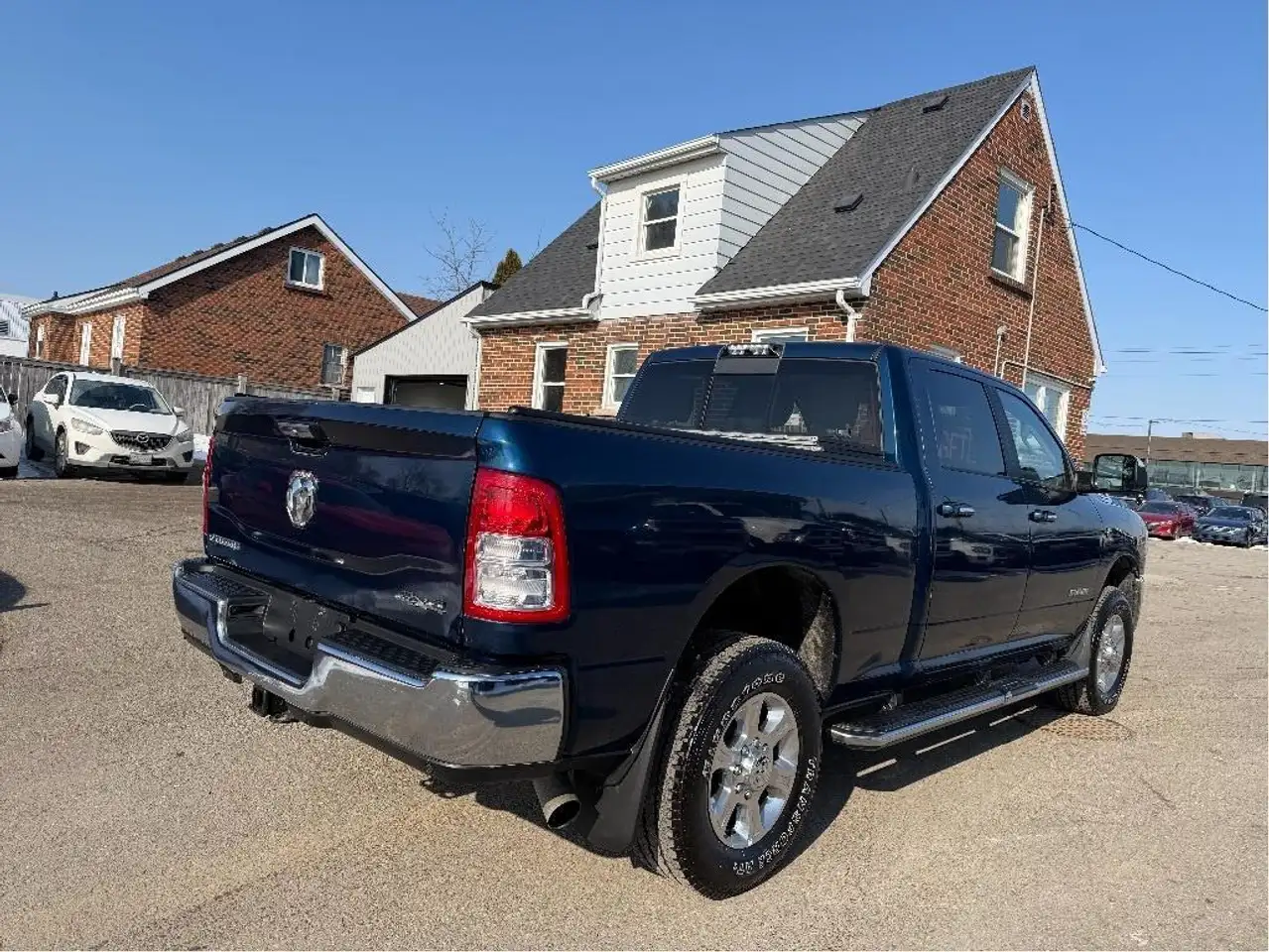 RAM 3500 снимка RAM 3500