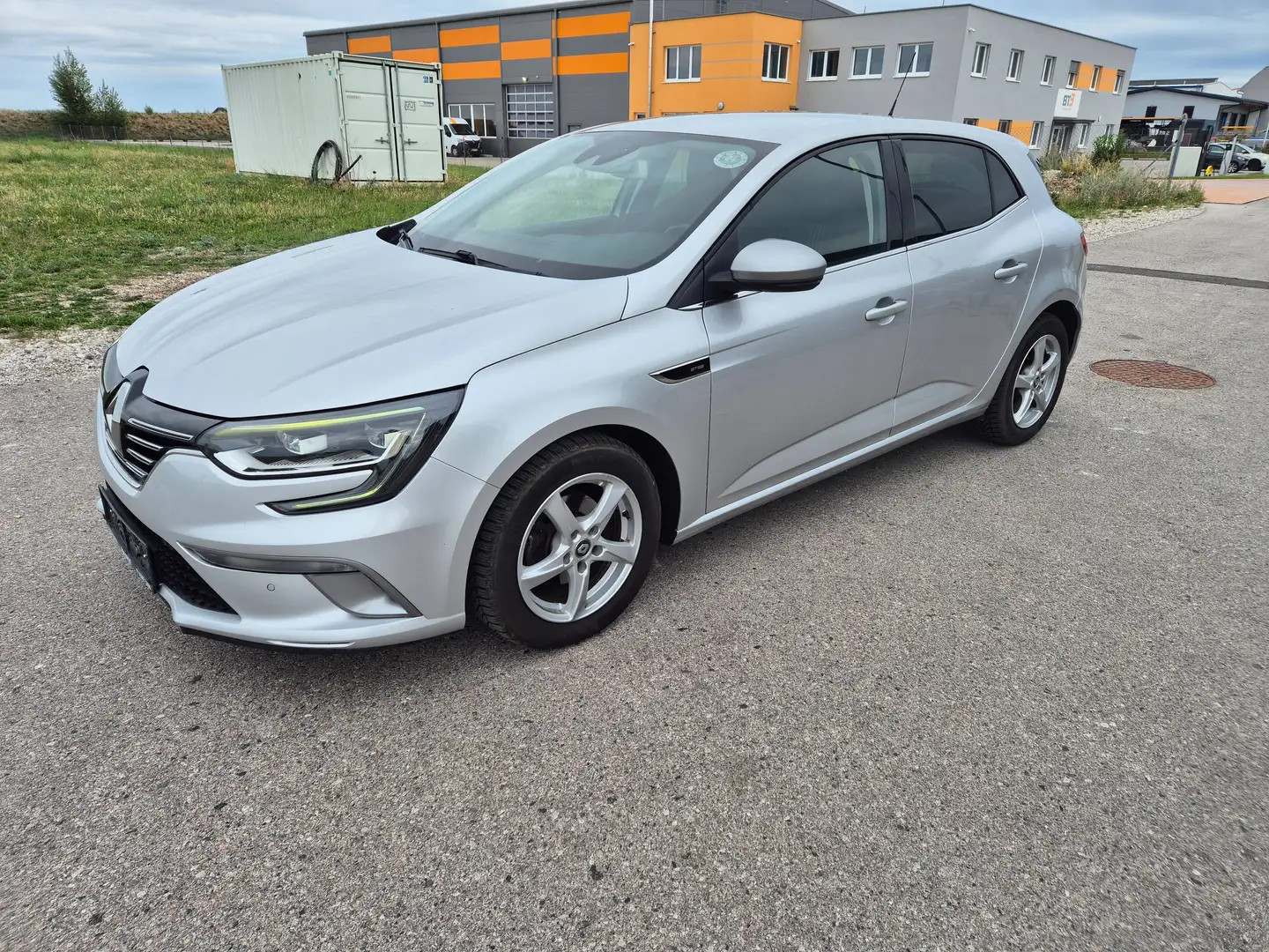 Renault Megane GT-Line Grau - 2