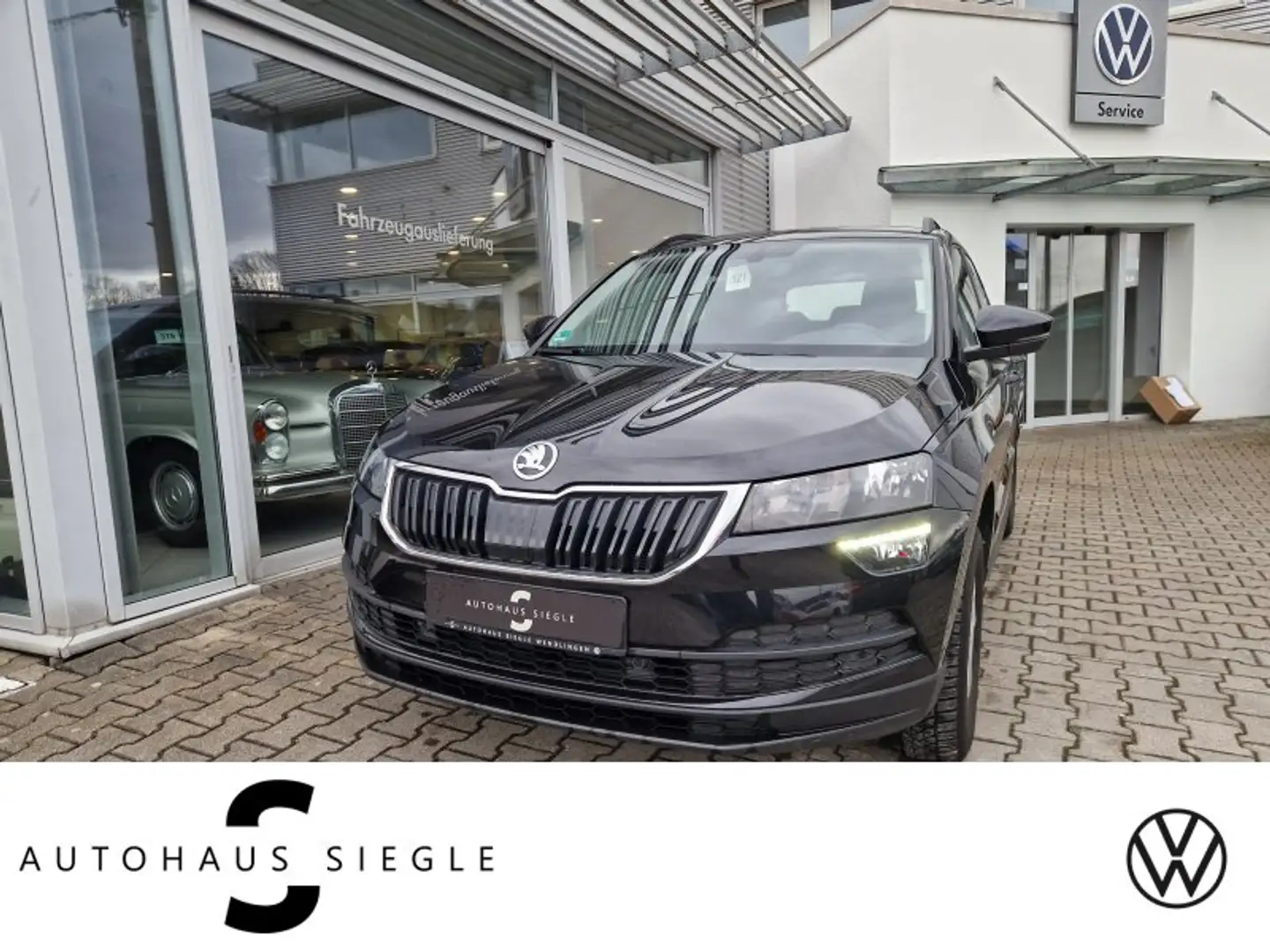 Skoda Karoq 1.0 TSI Ambition Parktronic Tempomat  Sitzheizung Schwarz - 1