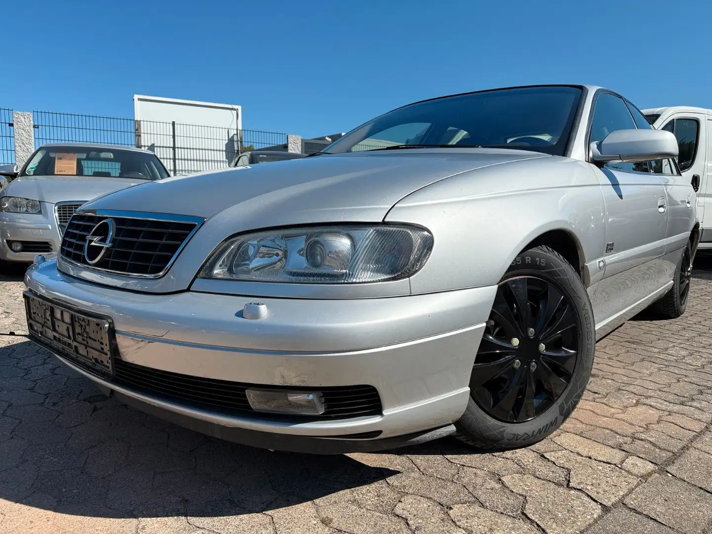 Opel Omega 2.5 DTI Executive,Automatik,Klima,Leder,Na Silber - 1