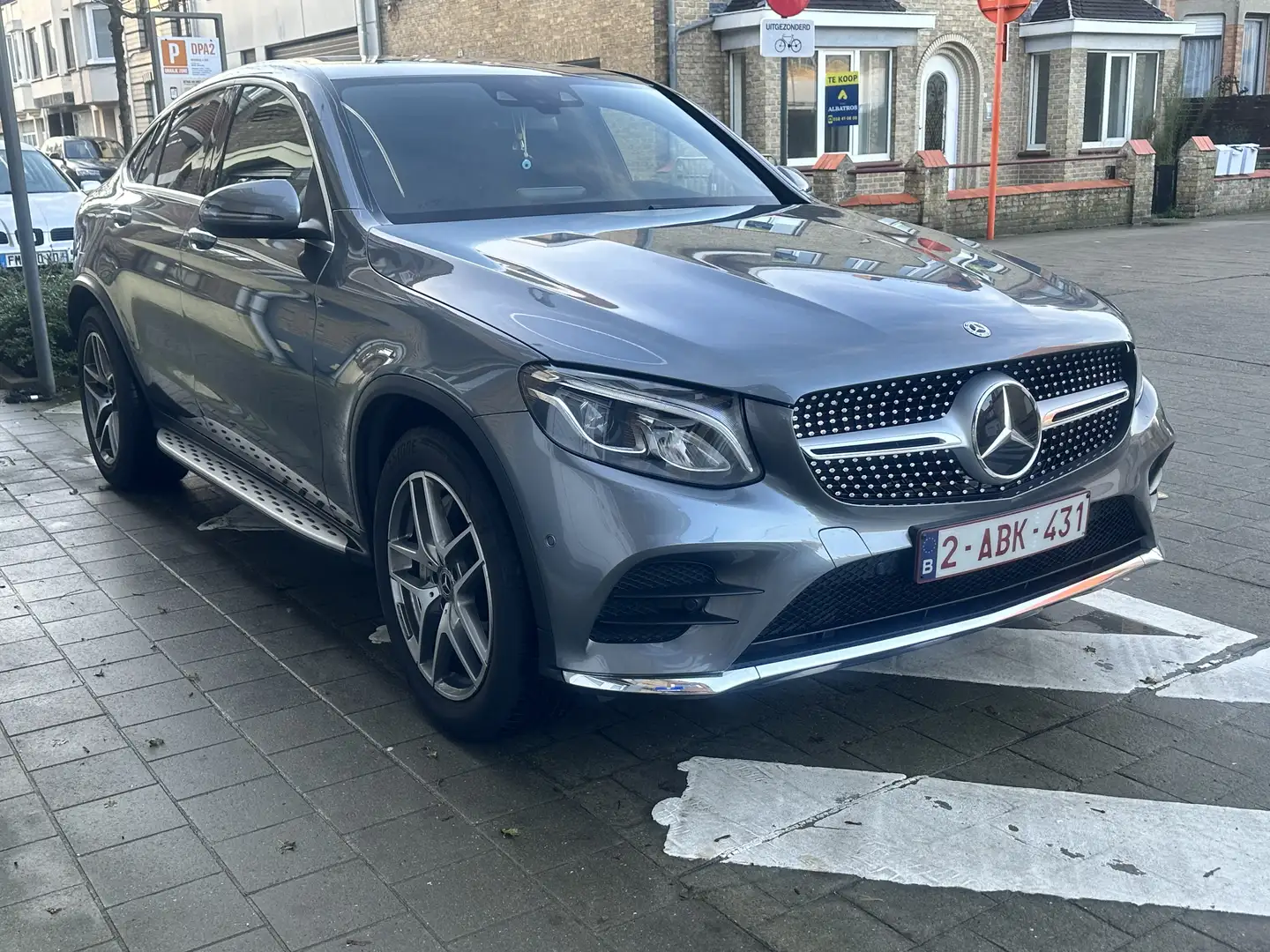 Mercedes-Benz GLC 250 d Coupe 4Matic 9G-TRONIC AMG Line - 2