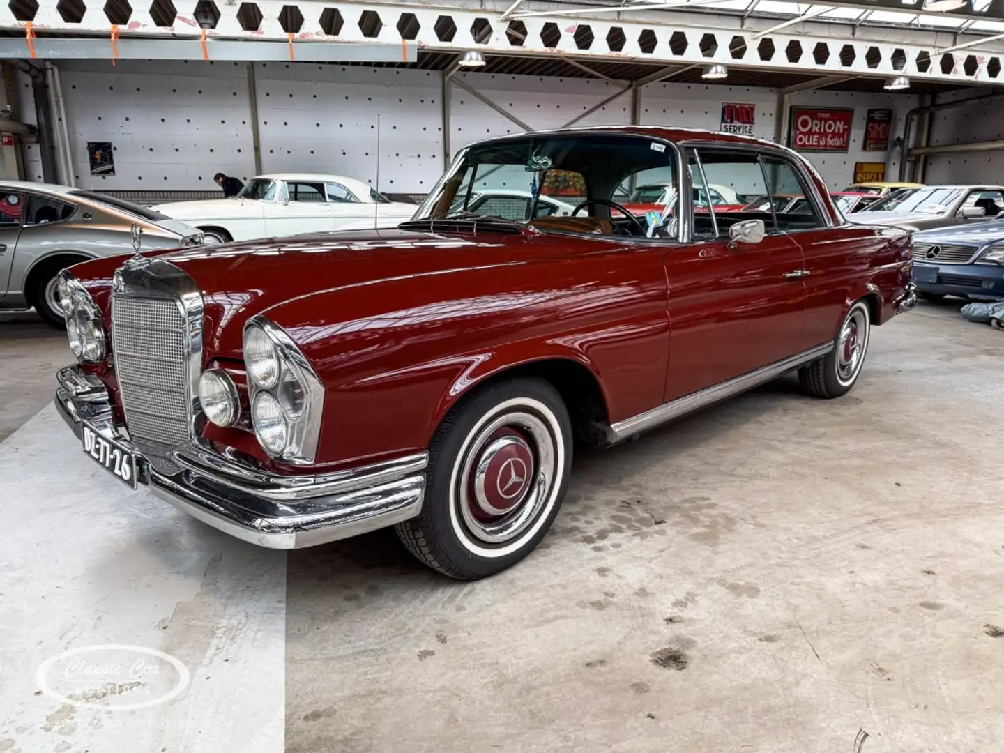 Mercedes-Benz 250 Coupe  - ONLINE AUCTION Roşu - 1