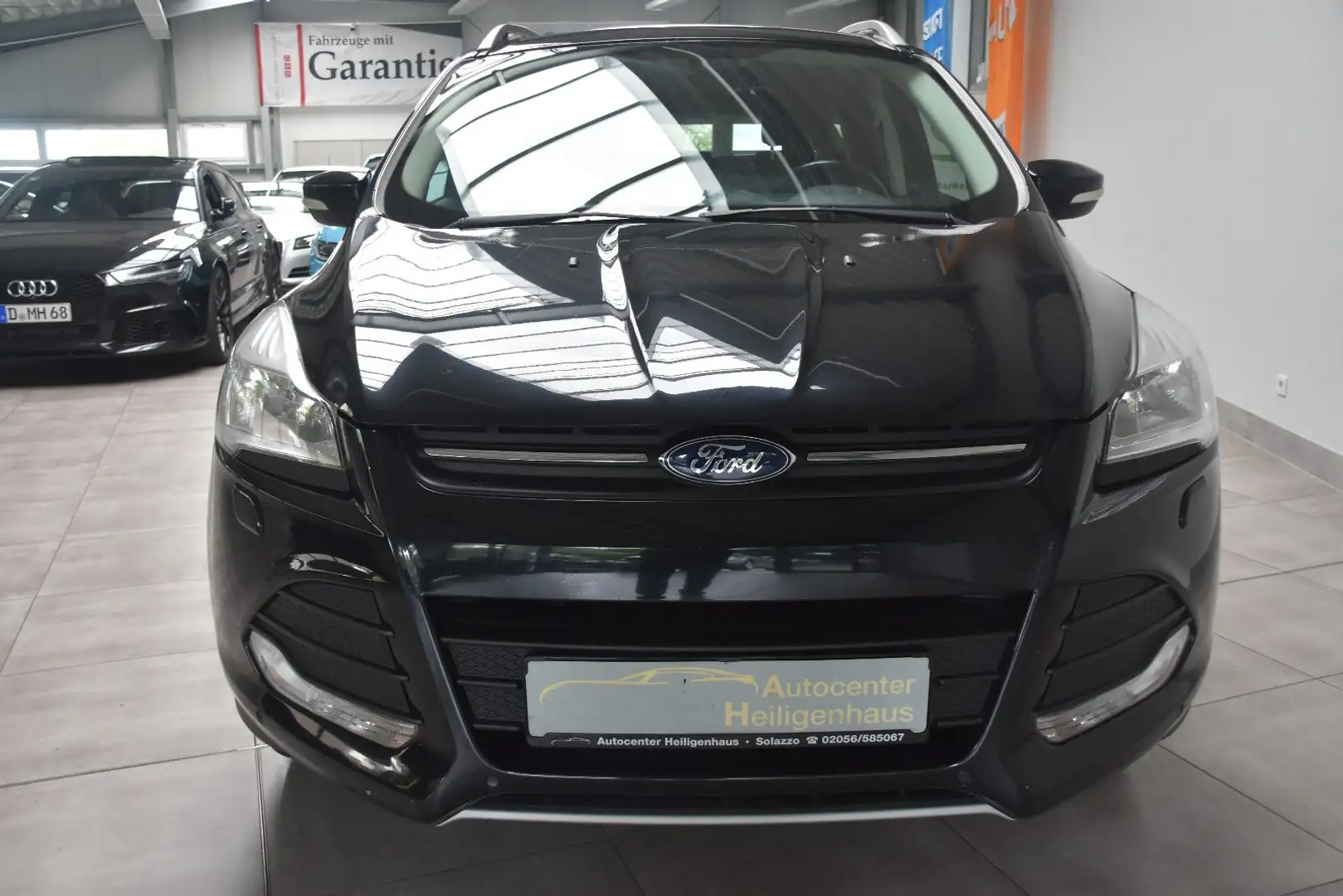Ford Kuga Paket Plus Navi Parkpilot Austauschgetriebe Schwarz - 1