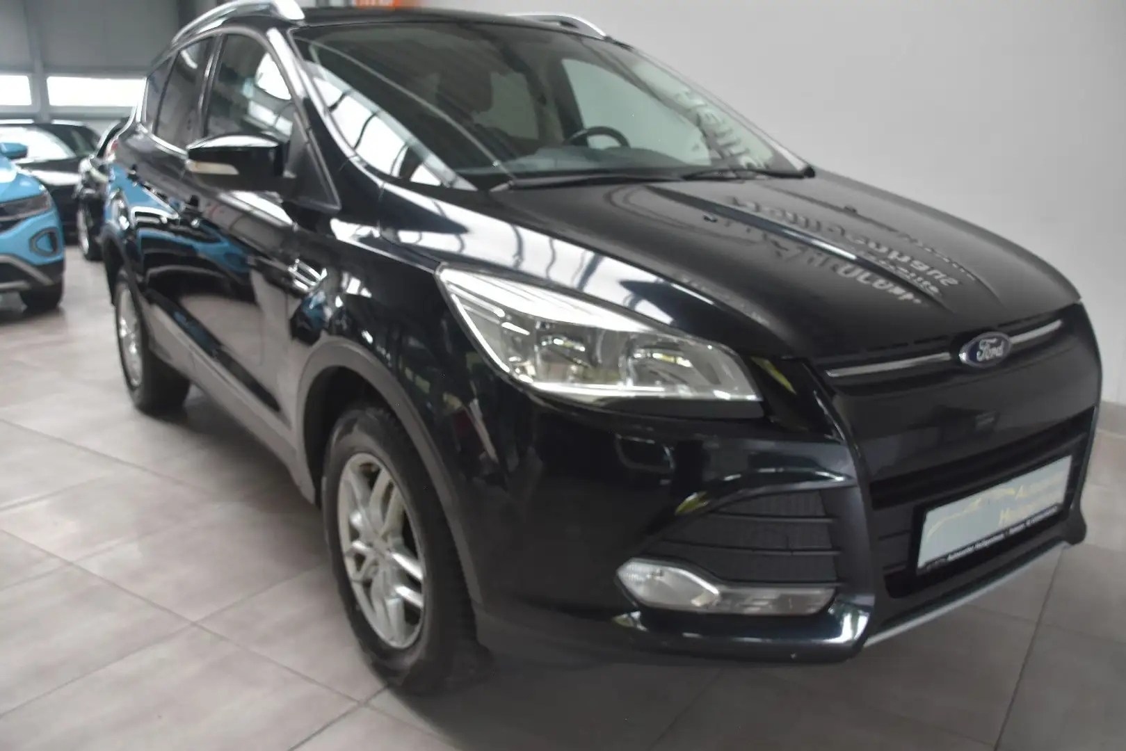 Ford Kuga Paket Plus Navi Parkpilot Austauschgetriebe Schwarz - 2