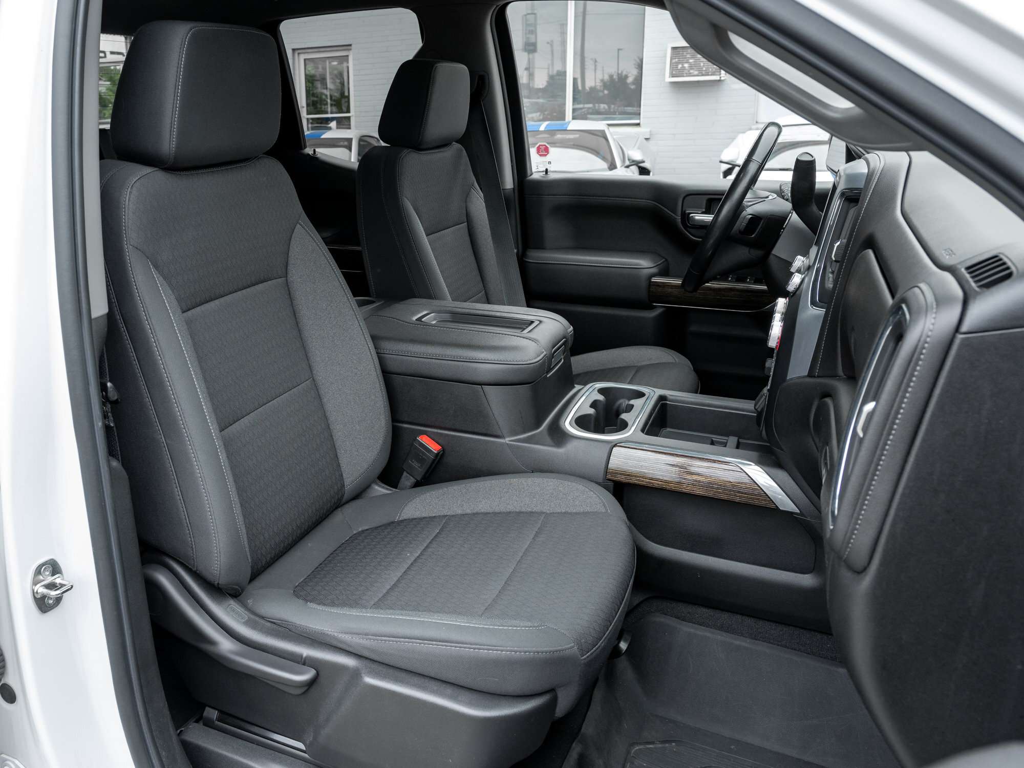 used 2022 GMC Sierra 1500 car, priced at $34,995