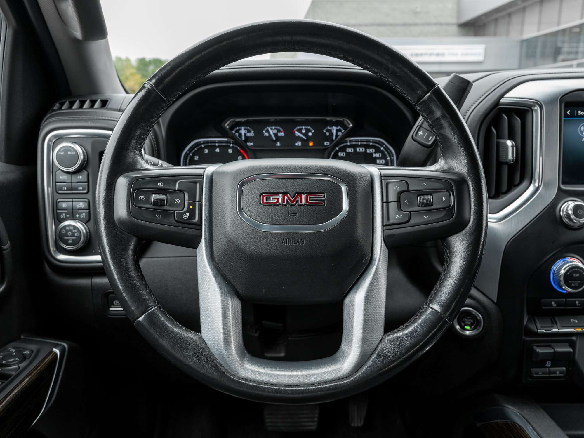 used 2022 GMC Sierra 1500 car, priced at $34,995
