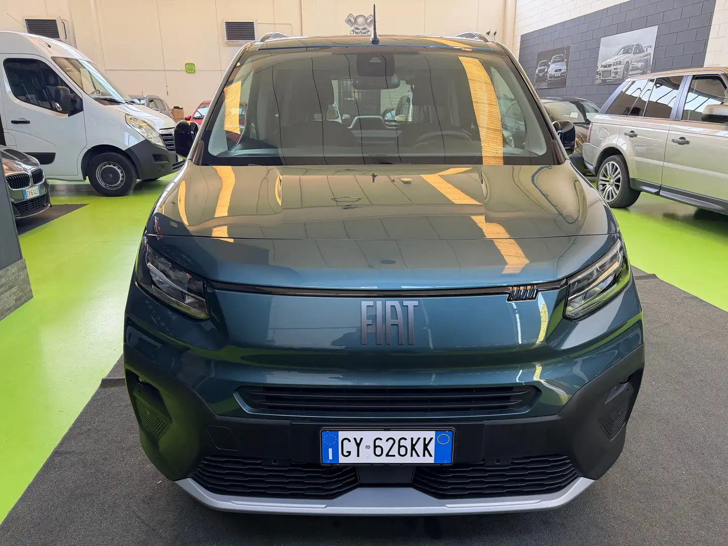 Fiat Doblo 1.5 d Magic Top 130cv automatica Blu/Azzurro - 2