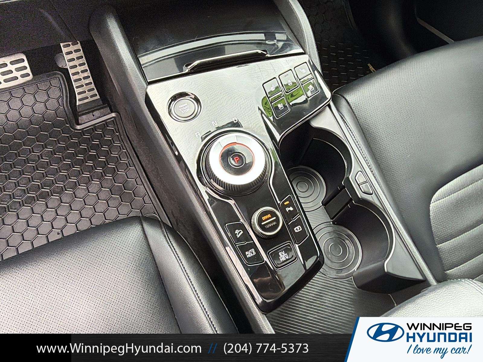 used 2025 Kia Sportage car, priced at $42,000