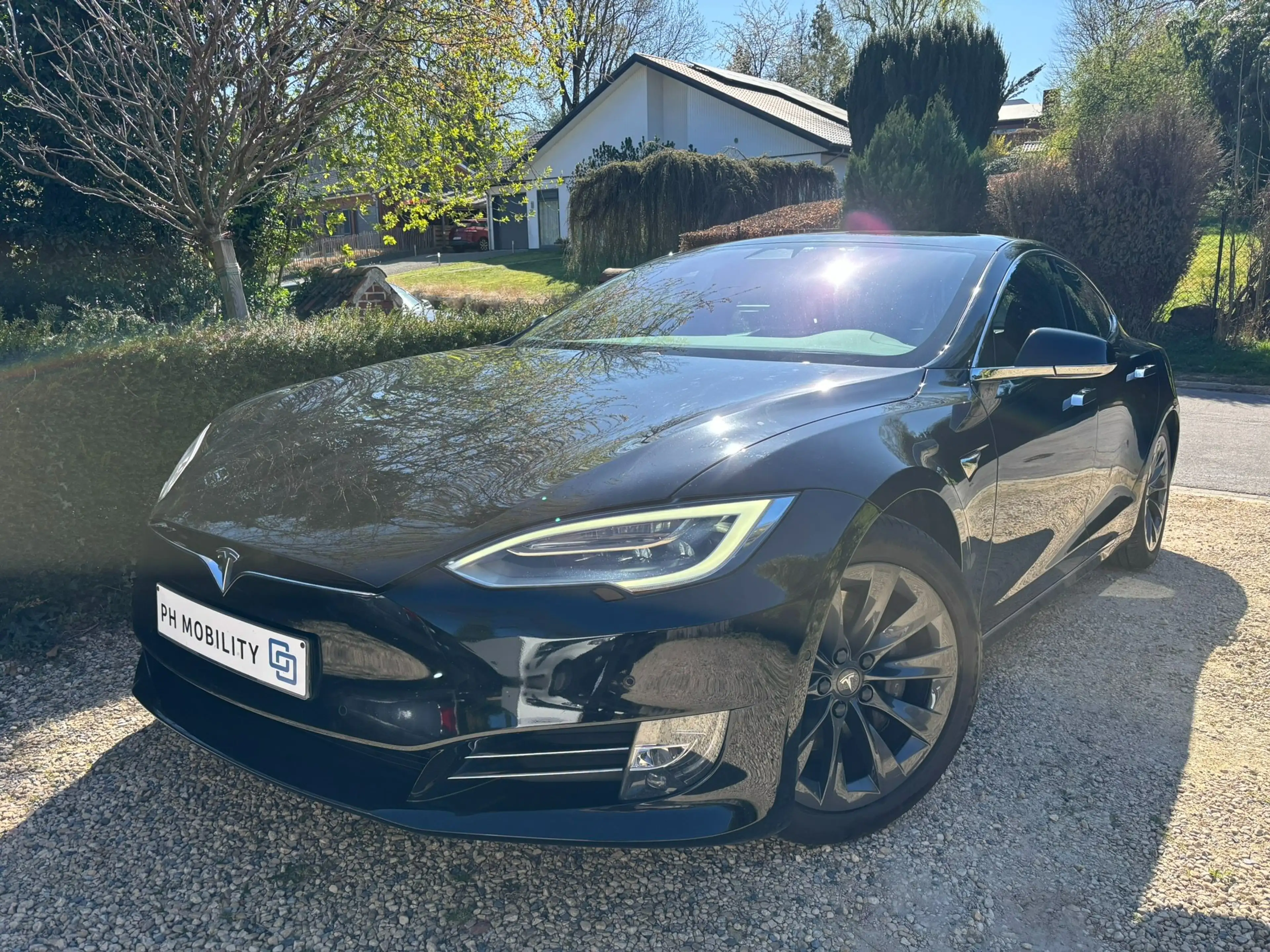 Tesla Model S LONGE RANGE*DUAL MOTOR*RAVEN*AUTOPILOT*1ER PROPR — photo 4