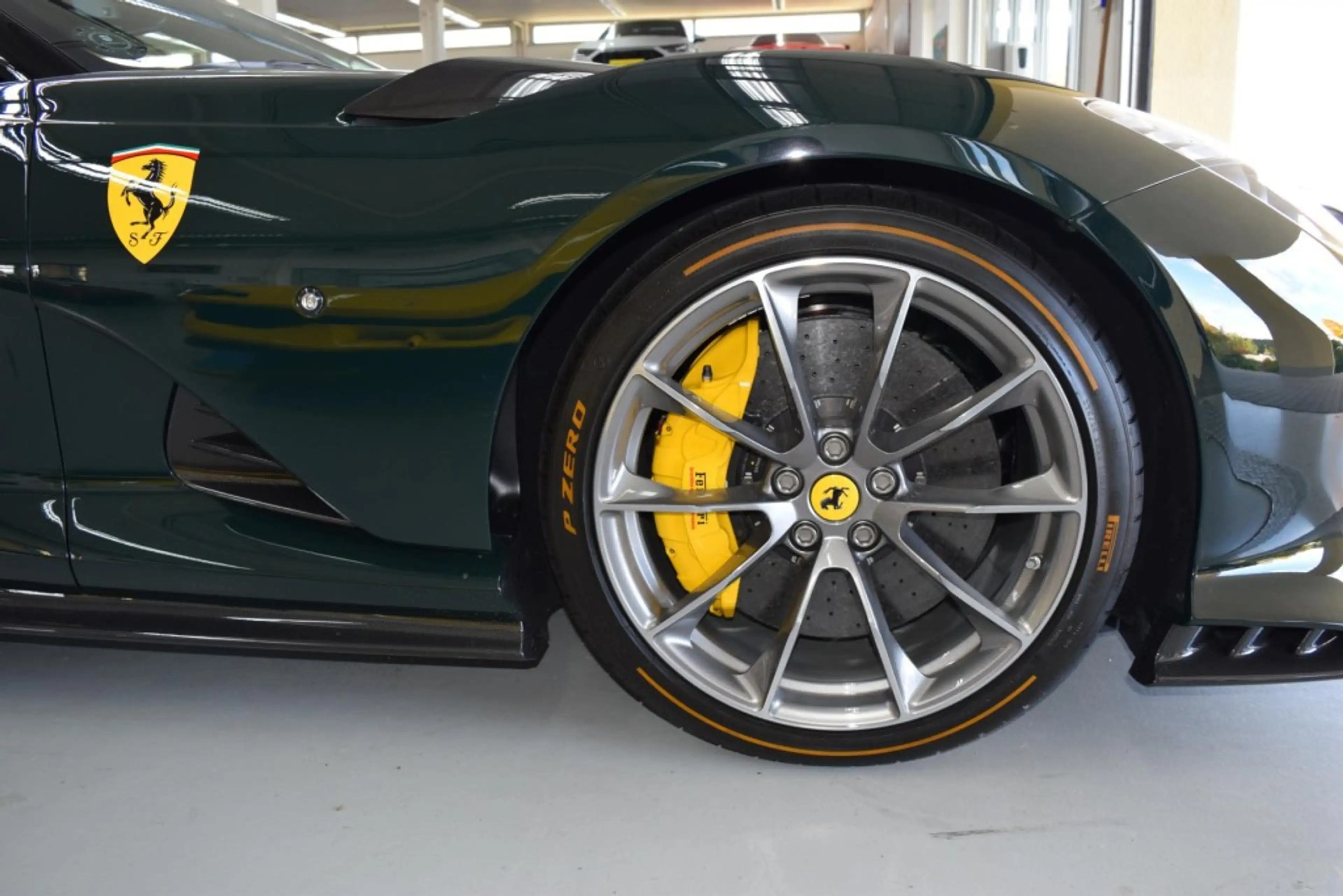 Ferrari 812 Competizione Aperta — photo 10