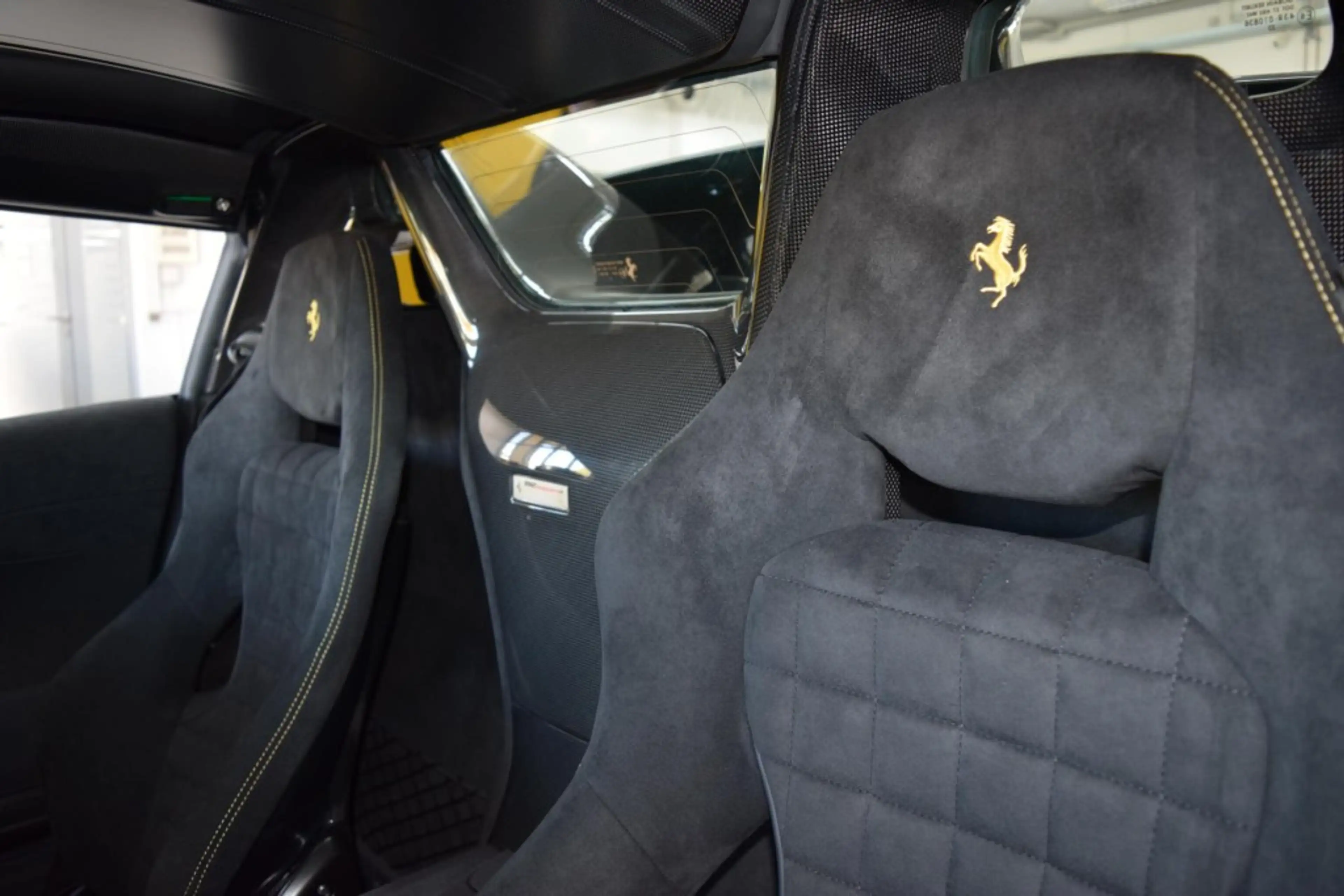 Ferrari 812 Competizione Aperta — photo 6