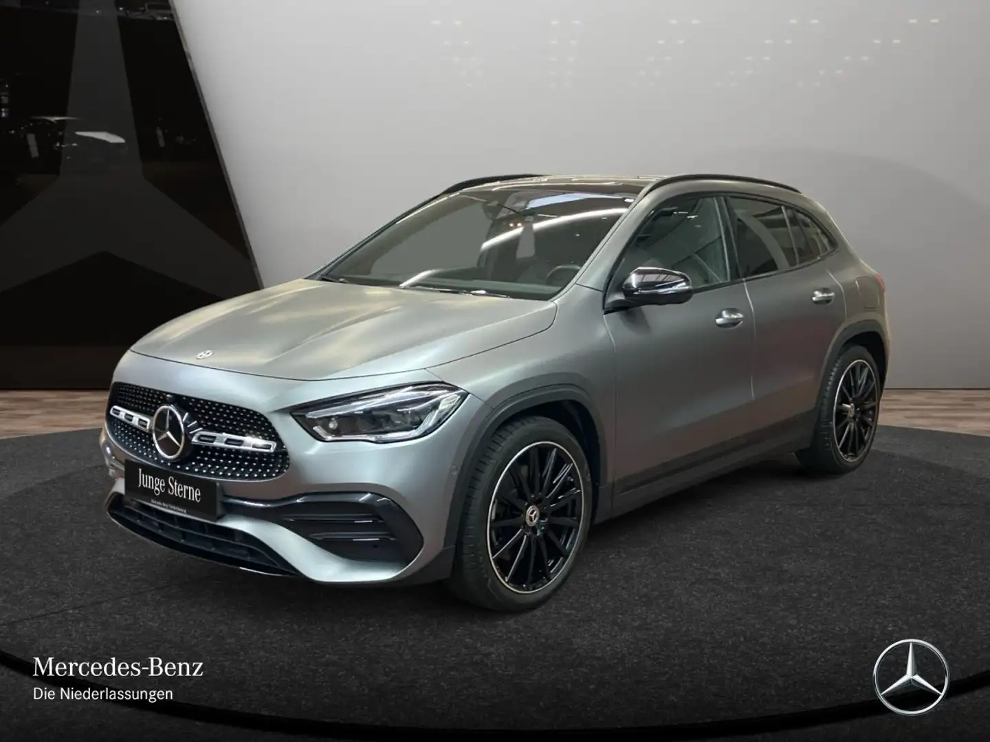 Mercedes-Benz GLA 250 4M AMG+NIGHT+PANO+360°+MULTIBEAM+KEYLESS Grau - 2