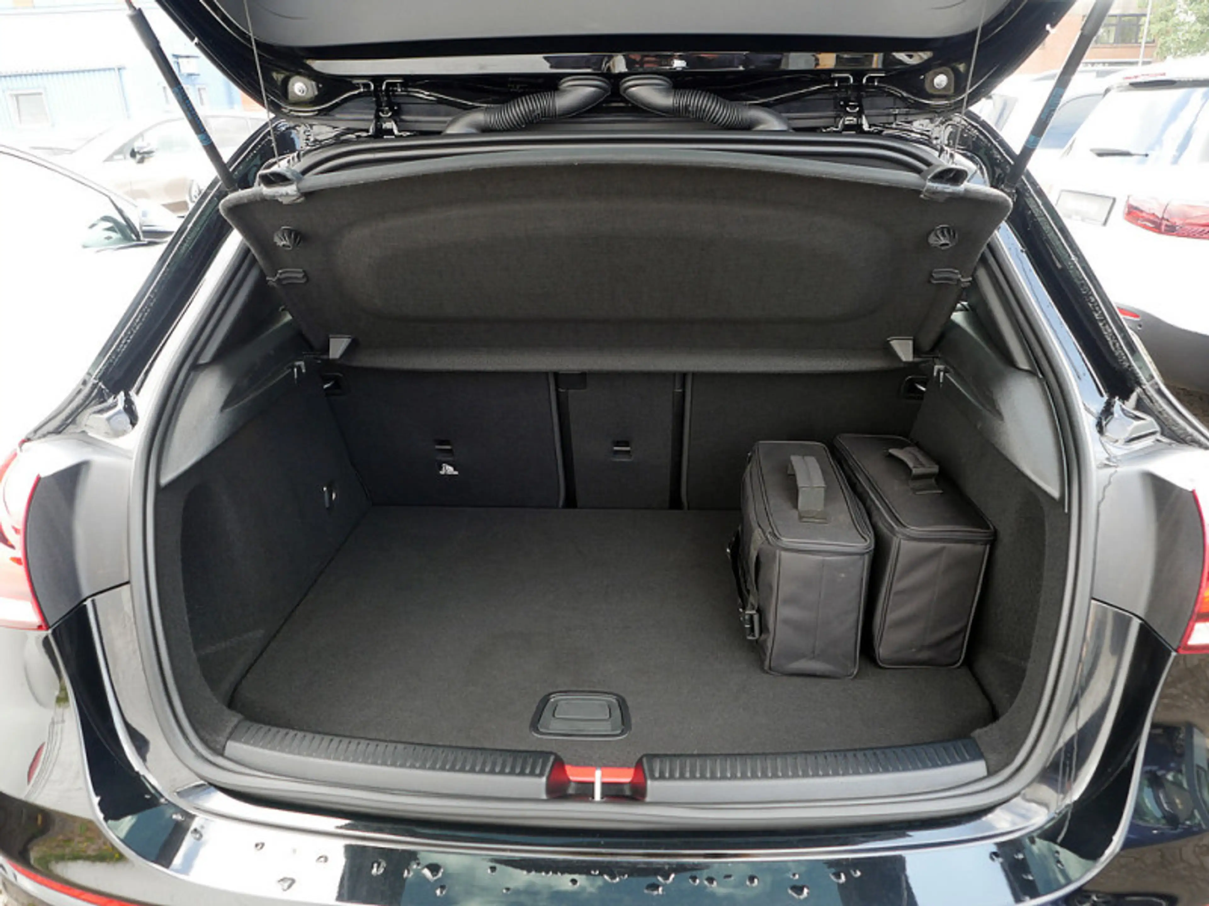 Mercedes-Benz A 250 e PROGRESSIVE MULTI 360 DISTR KAMERA PANO — photo 12