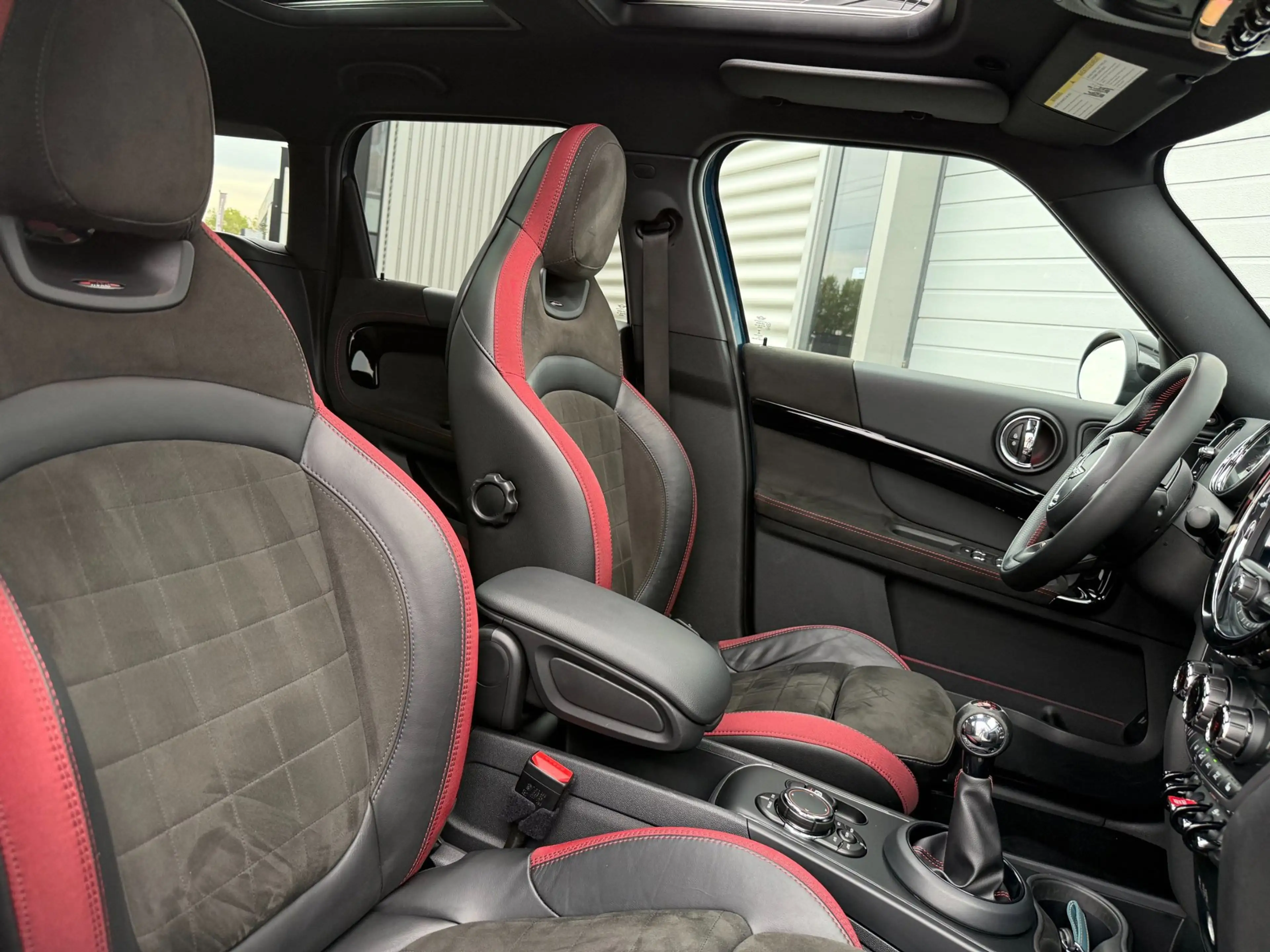 MINI John Cooper Works Countryman 2.0 ALL4 231PK Pano Head Up — photo 16